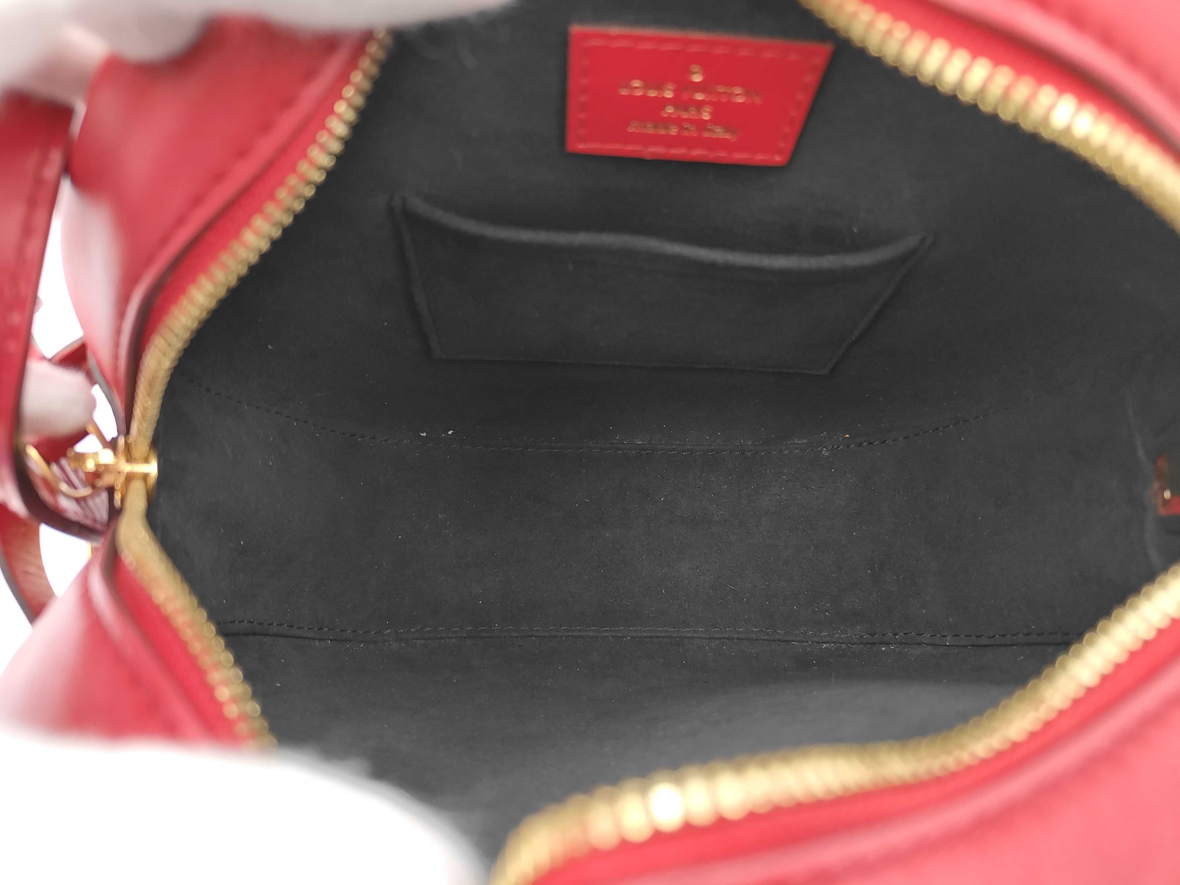 LV Vernis Mini Boite Chapeau Bag — view 9