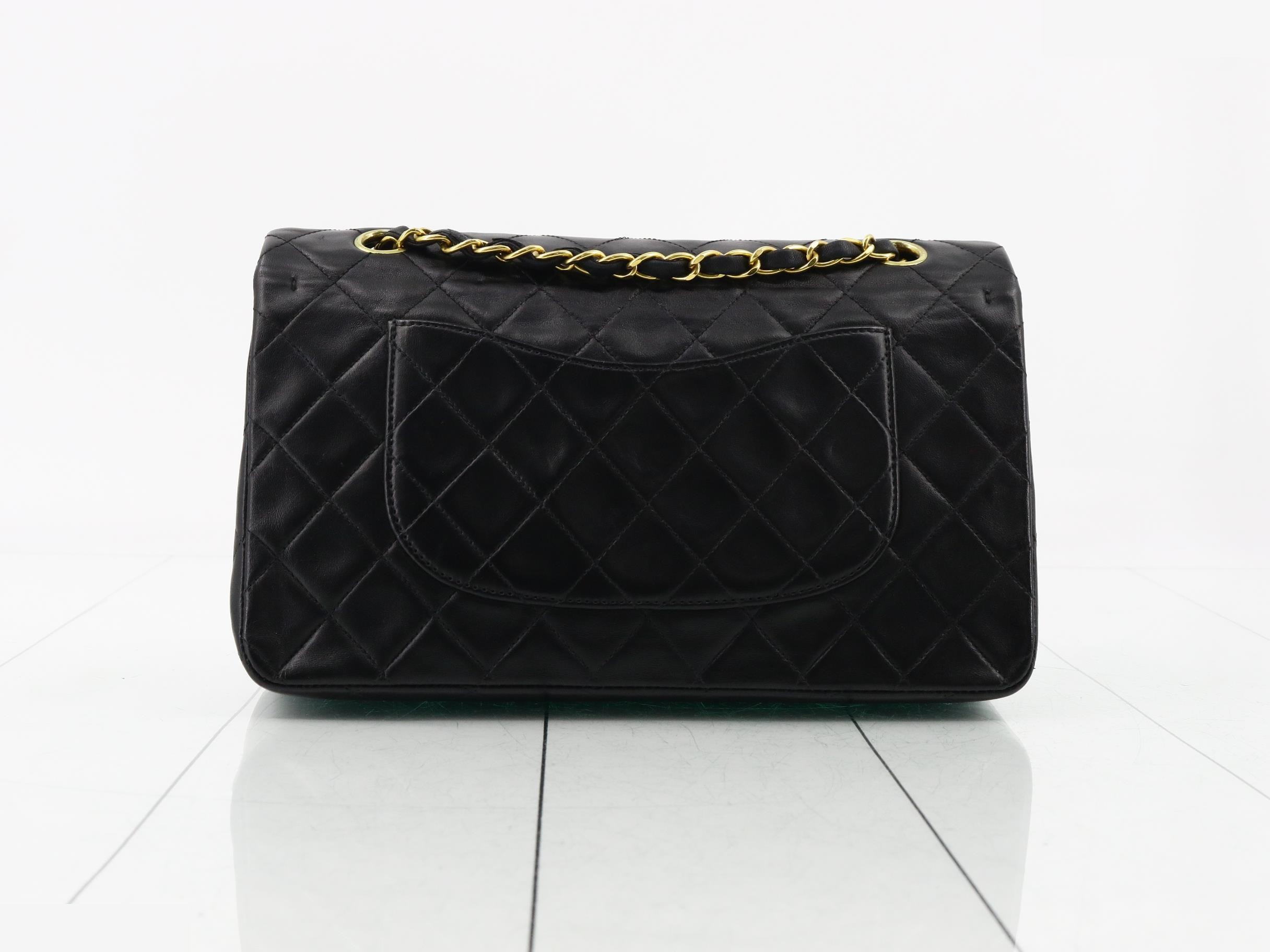 Matelassé 25 Double Flap, Unit No. 4 — view 2