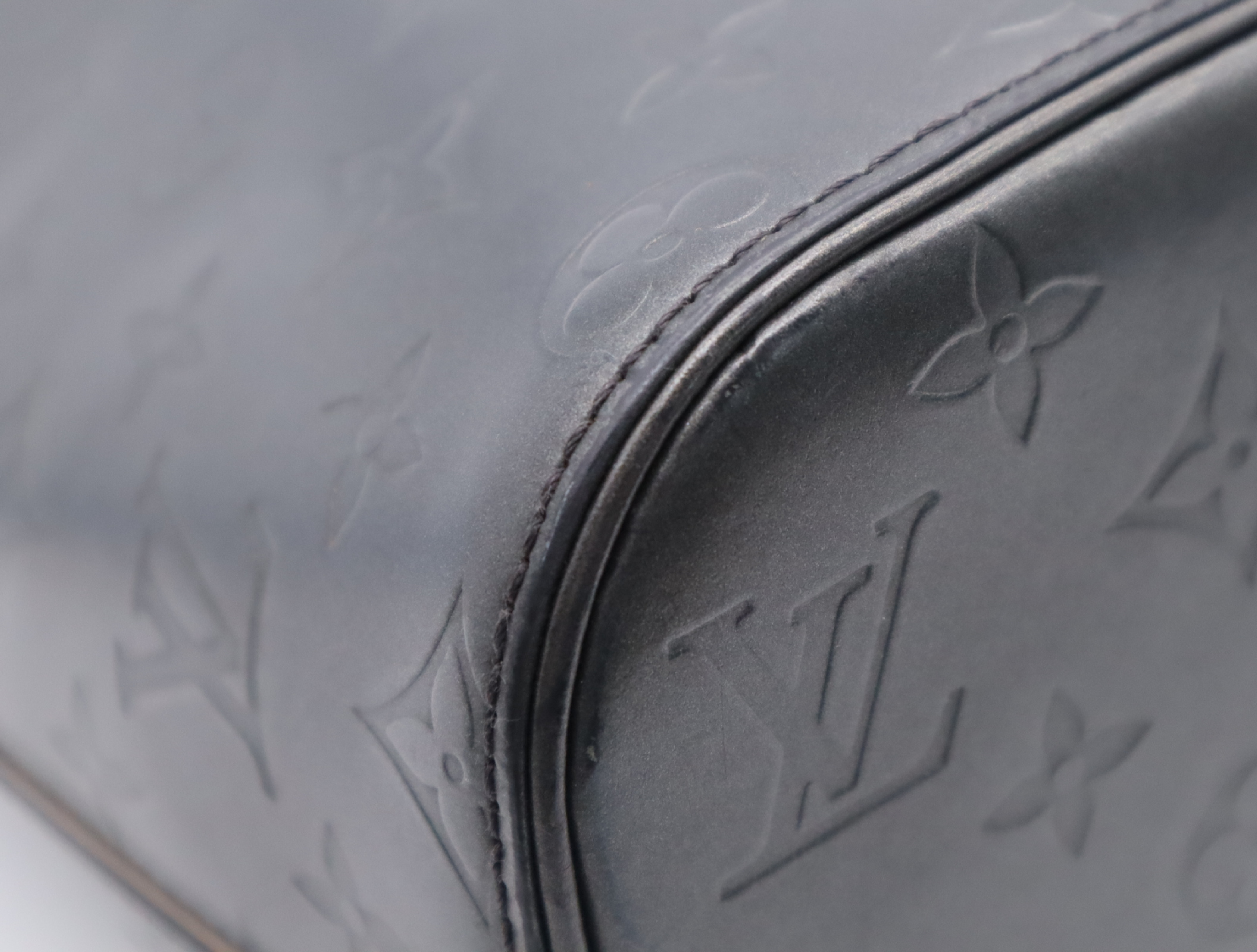 M55112 Monogram Matte Stockton Noir Shoulder Bag — view 6