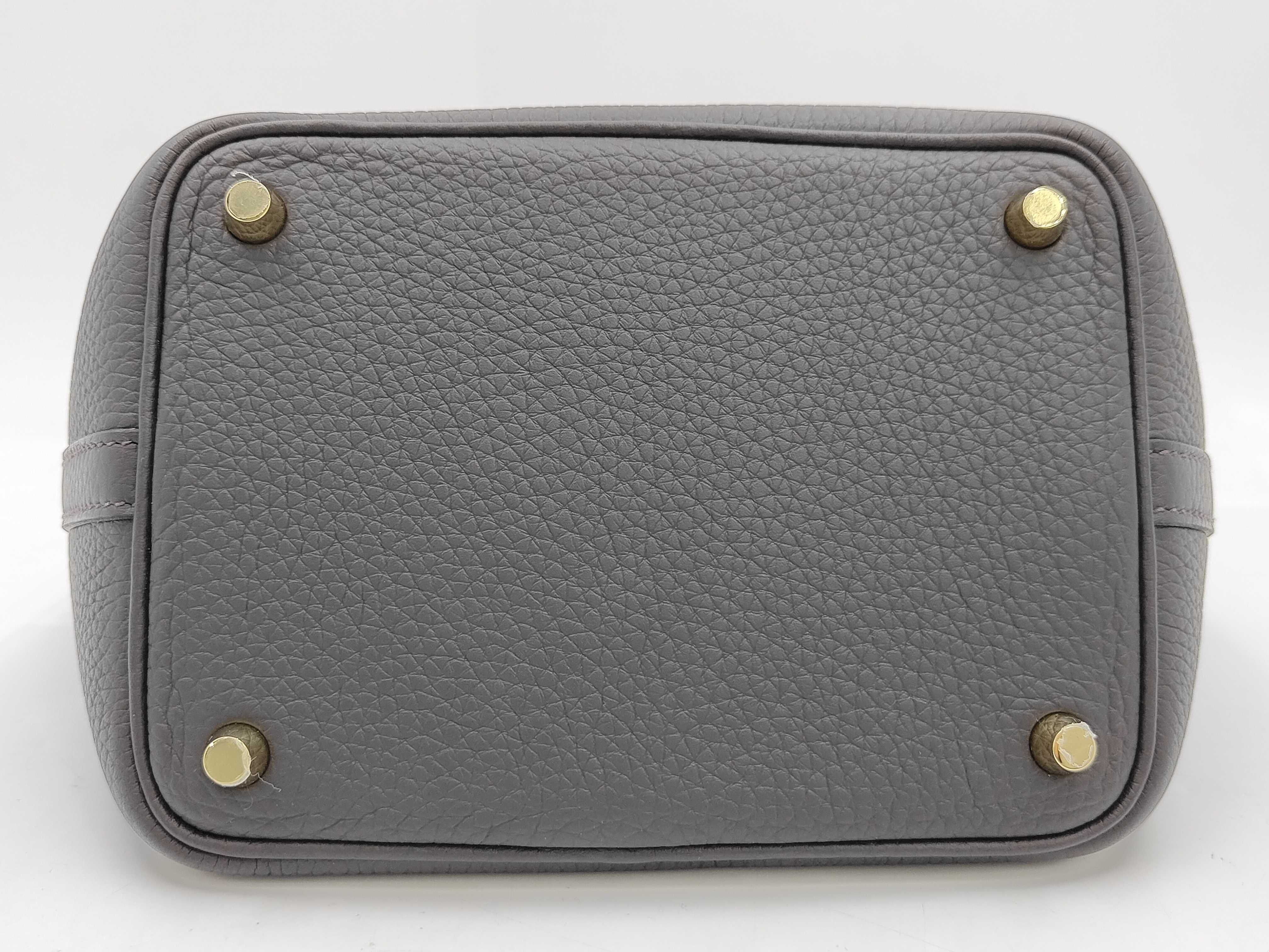 Picotin Lock PM handbag, Taurillon leather, dark brown, gold hardware, W stamp. — view 6