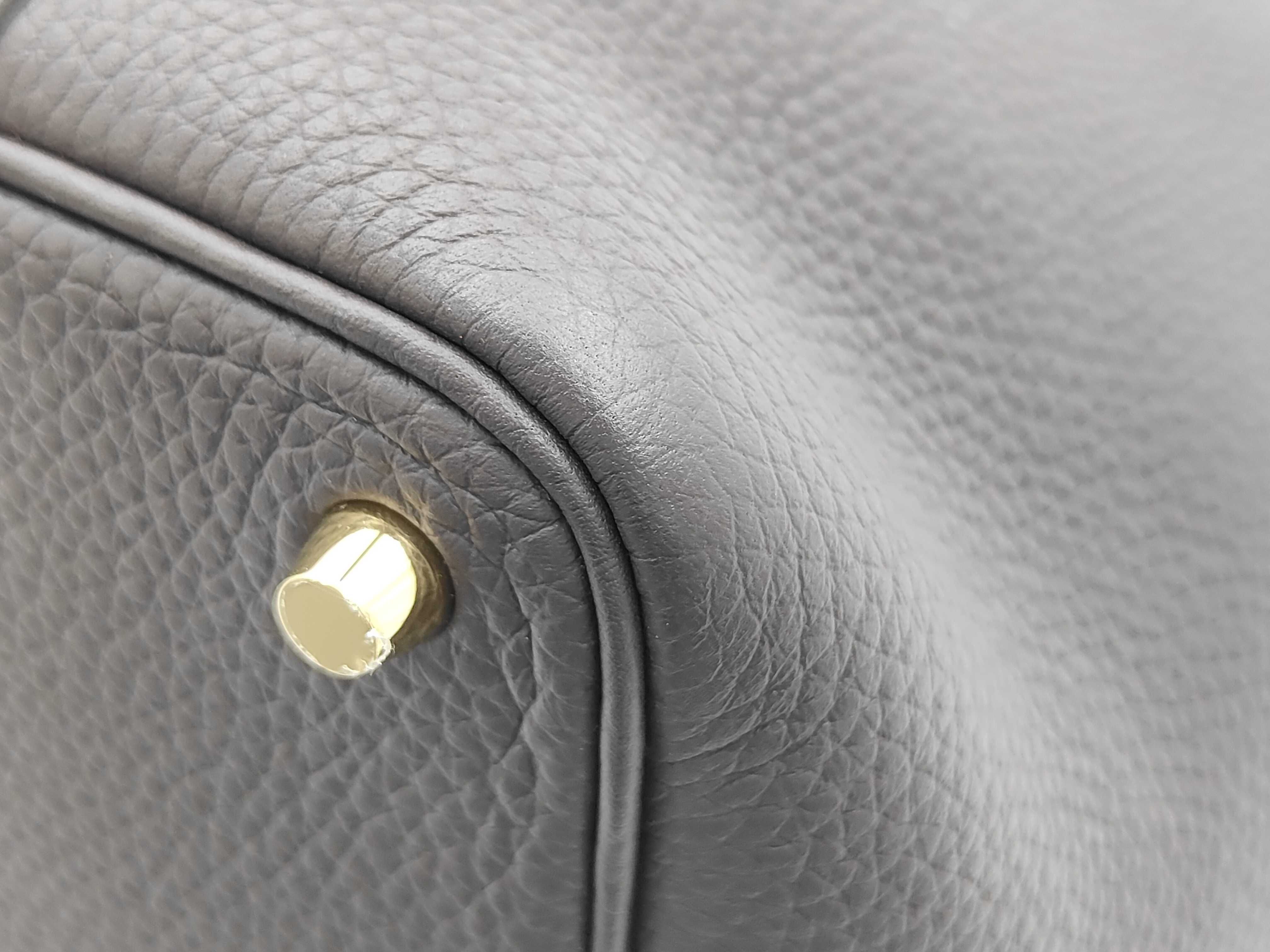Picotin Lock PM handbag, Taurillon leather, dark brown, gold hardware, W stamp. — view 7