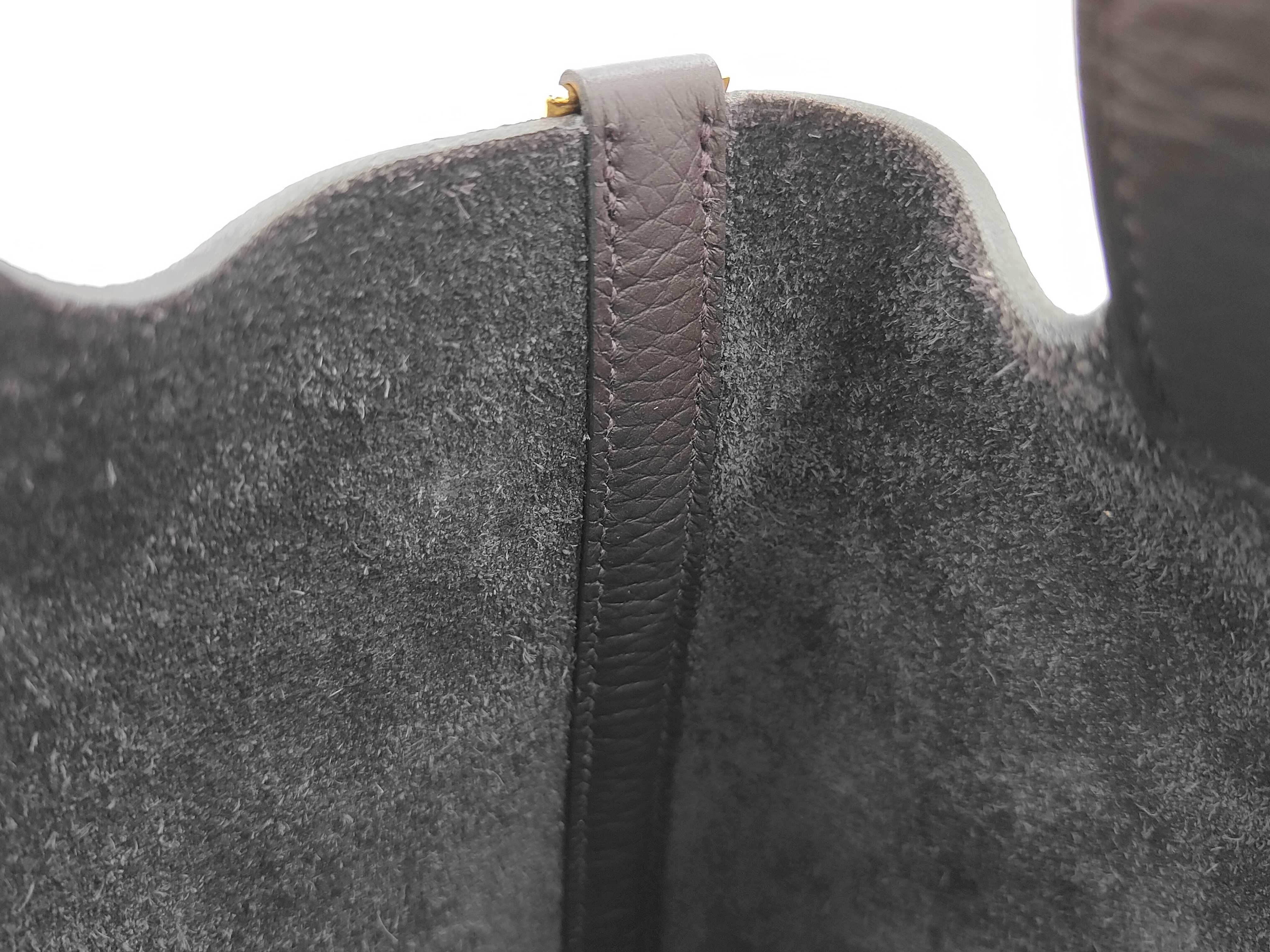 Picotin Lock PM handbag, Taurillon leather, dark brown, gold hardware, W stamp. — view 9