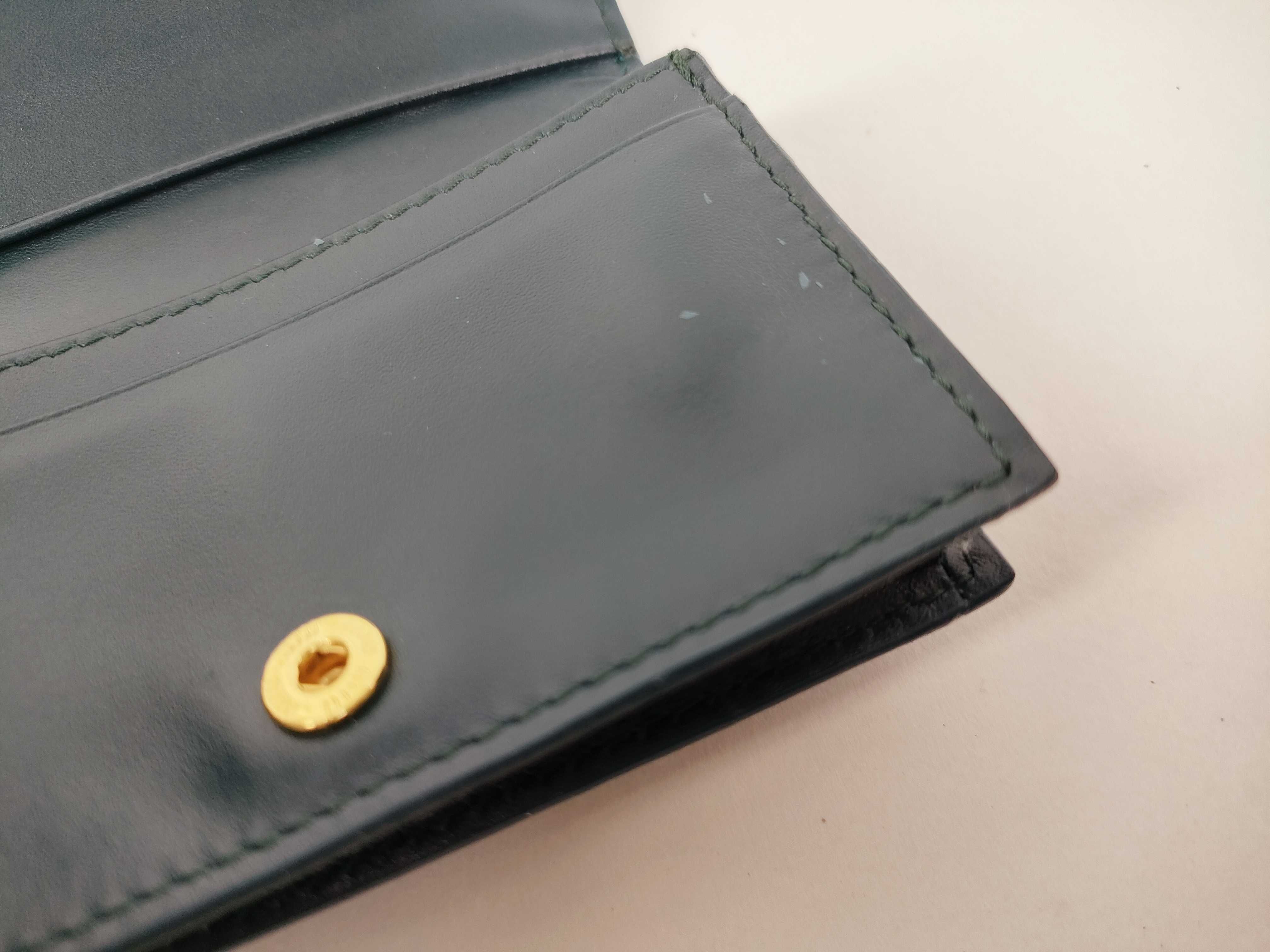 coin case, blue coin case — view 13