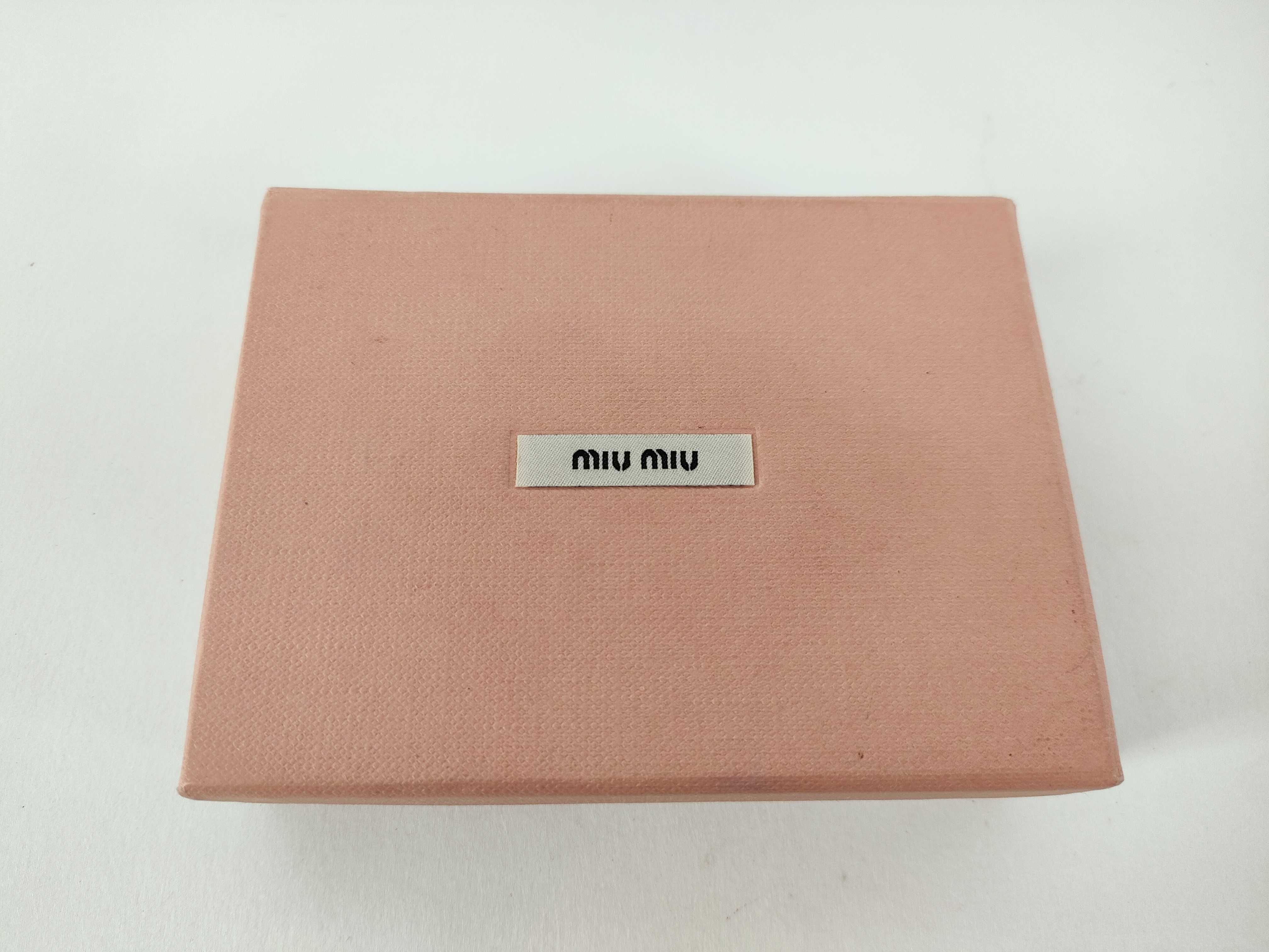 coin case, blue coin case — view 14