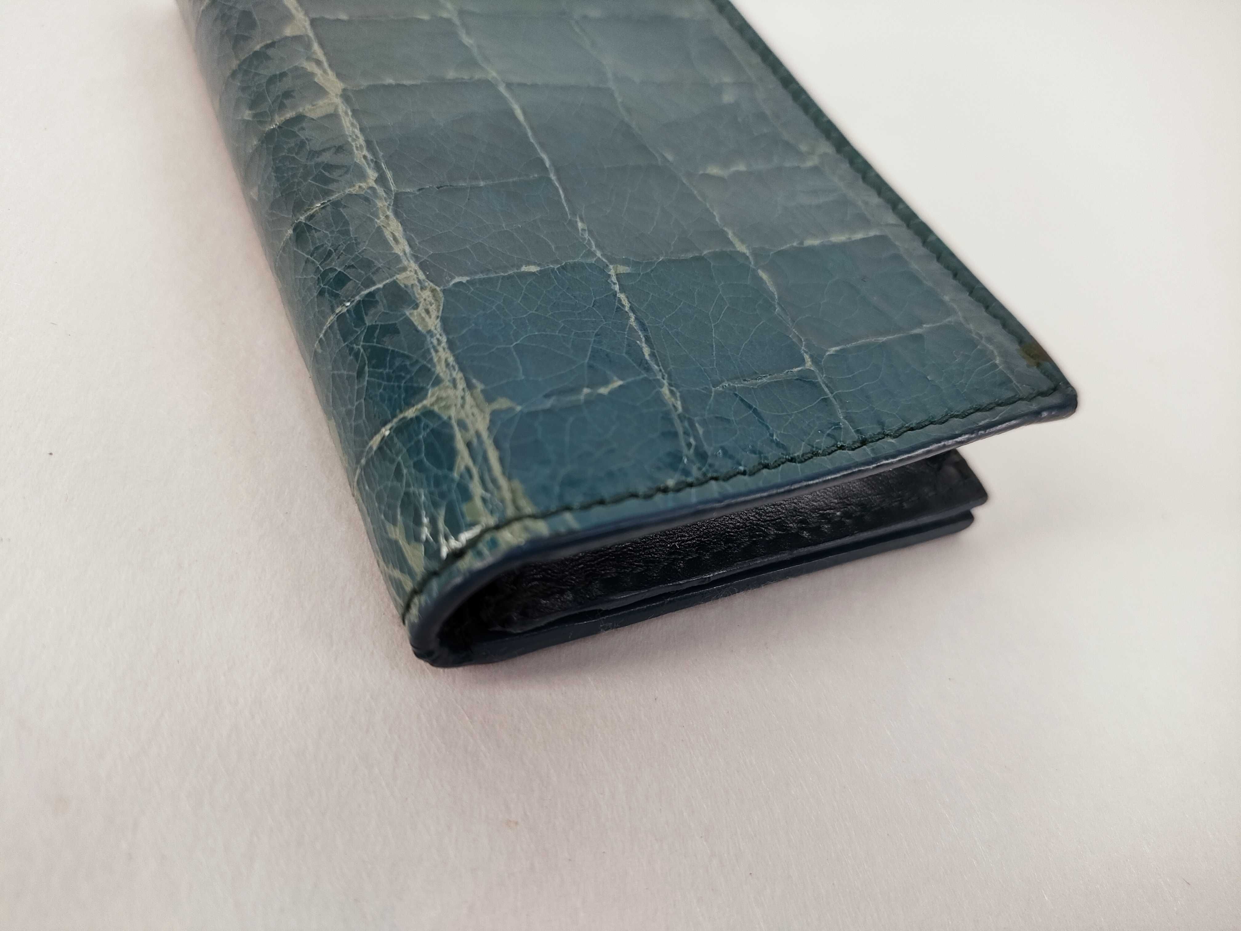 coin case, blue coin case — view 3