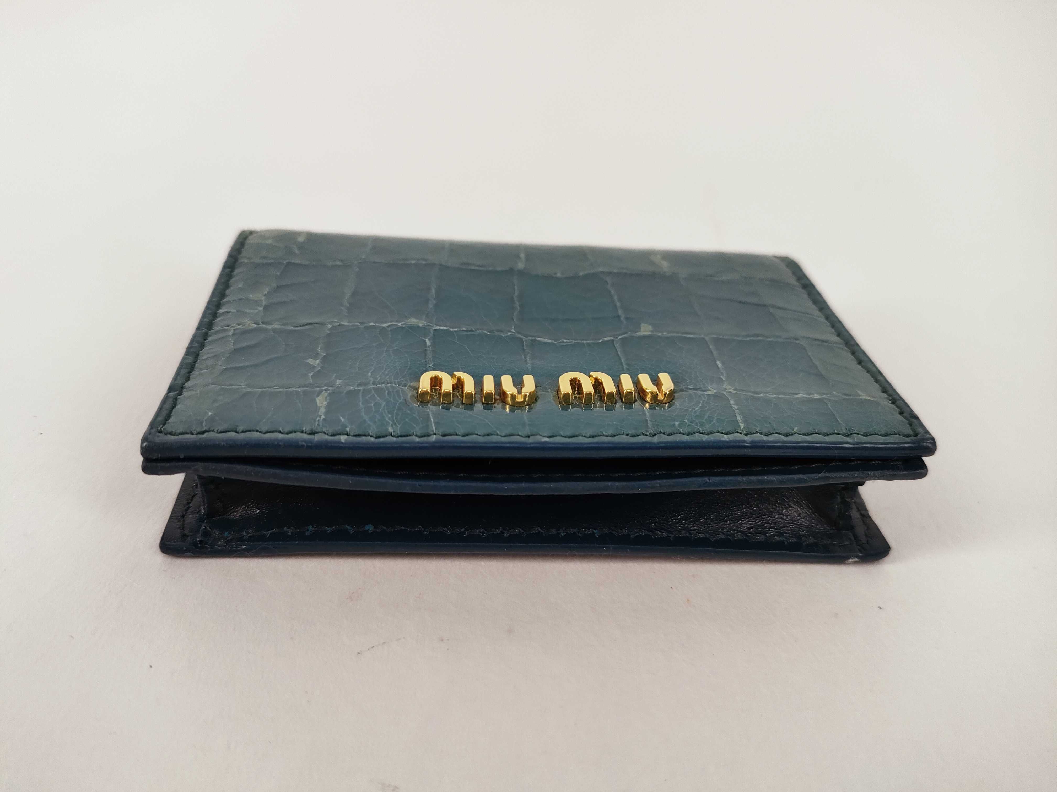 coin case, blue coin case — view 7