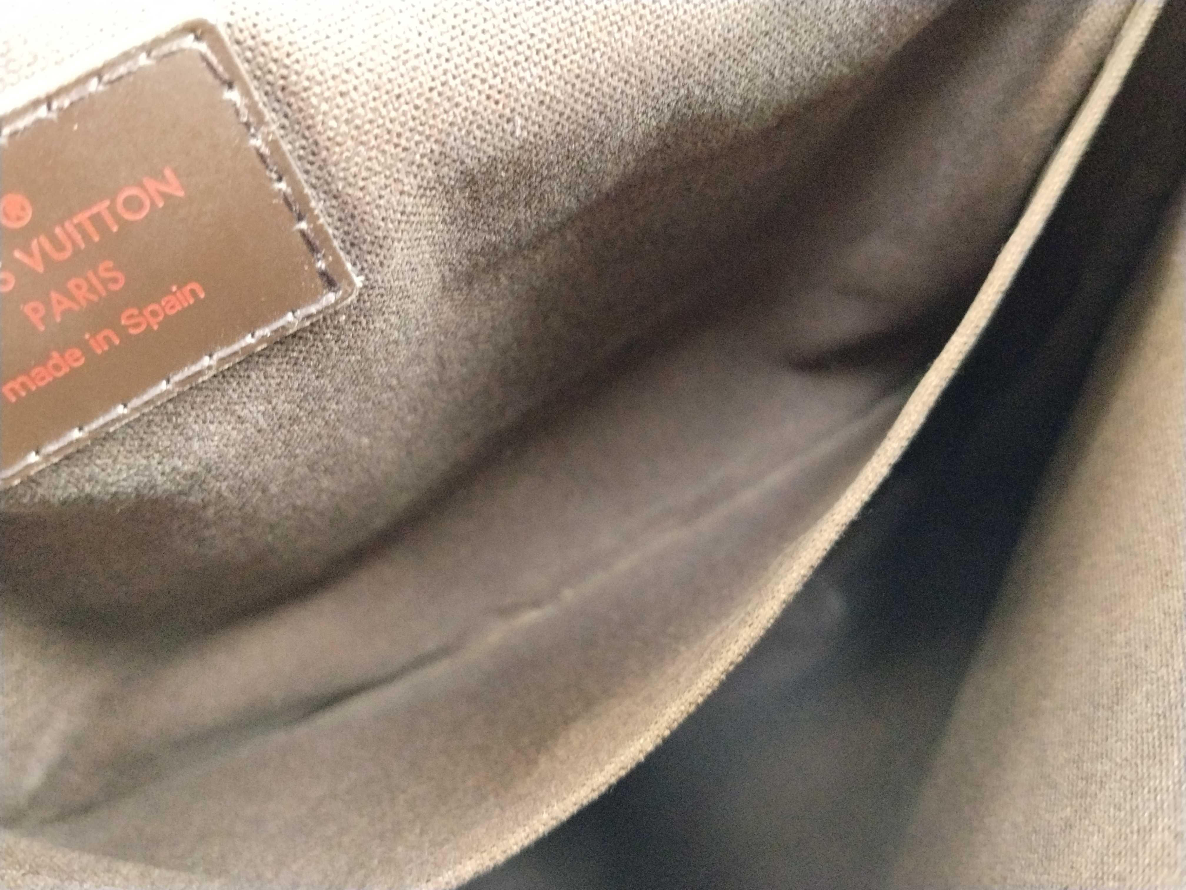 Damier Brooklyn MM Shoulder Bag — view 15