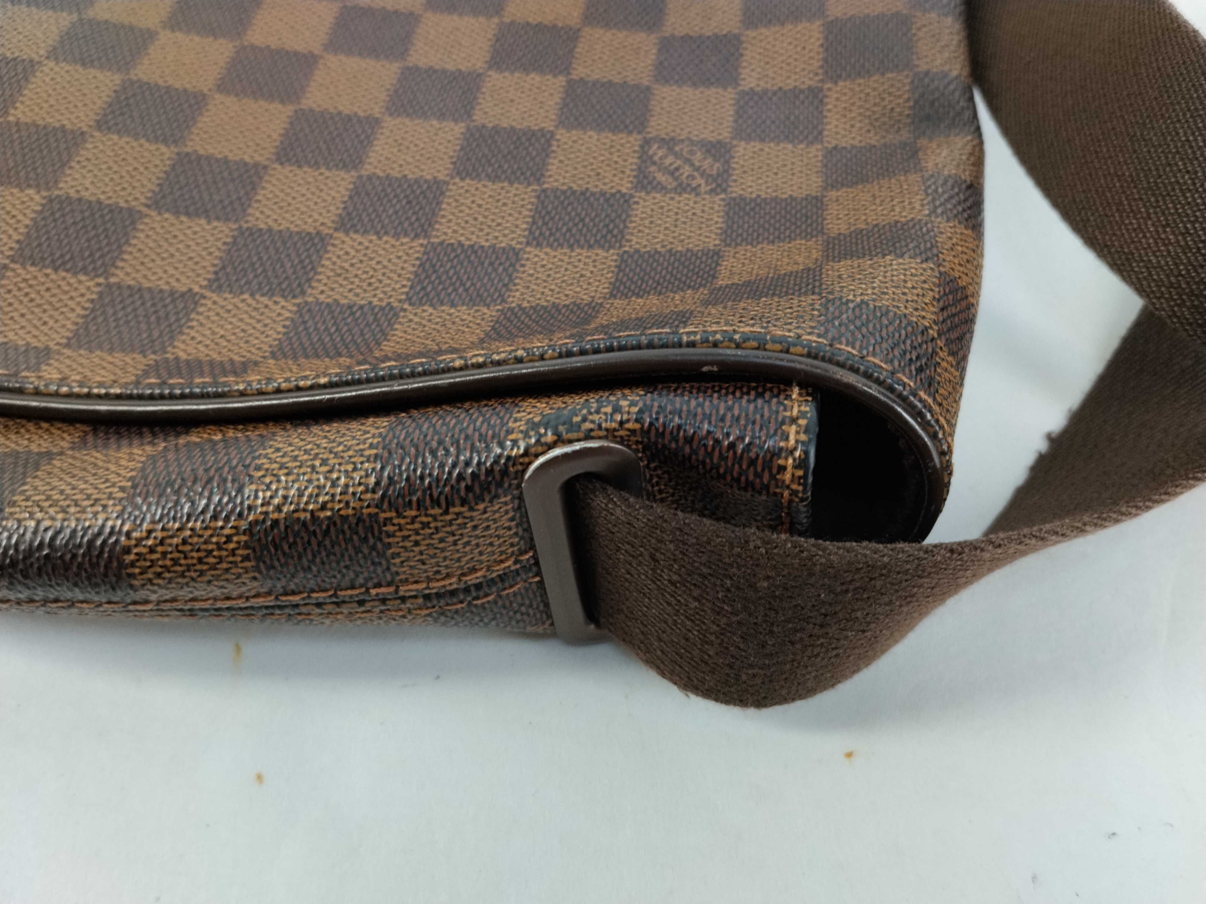 Damier Brooklyn MM Shoulder Bag — view 5