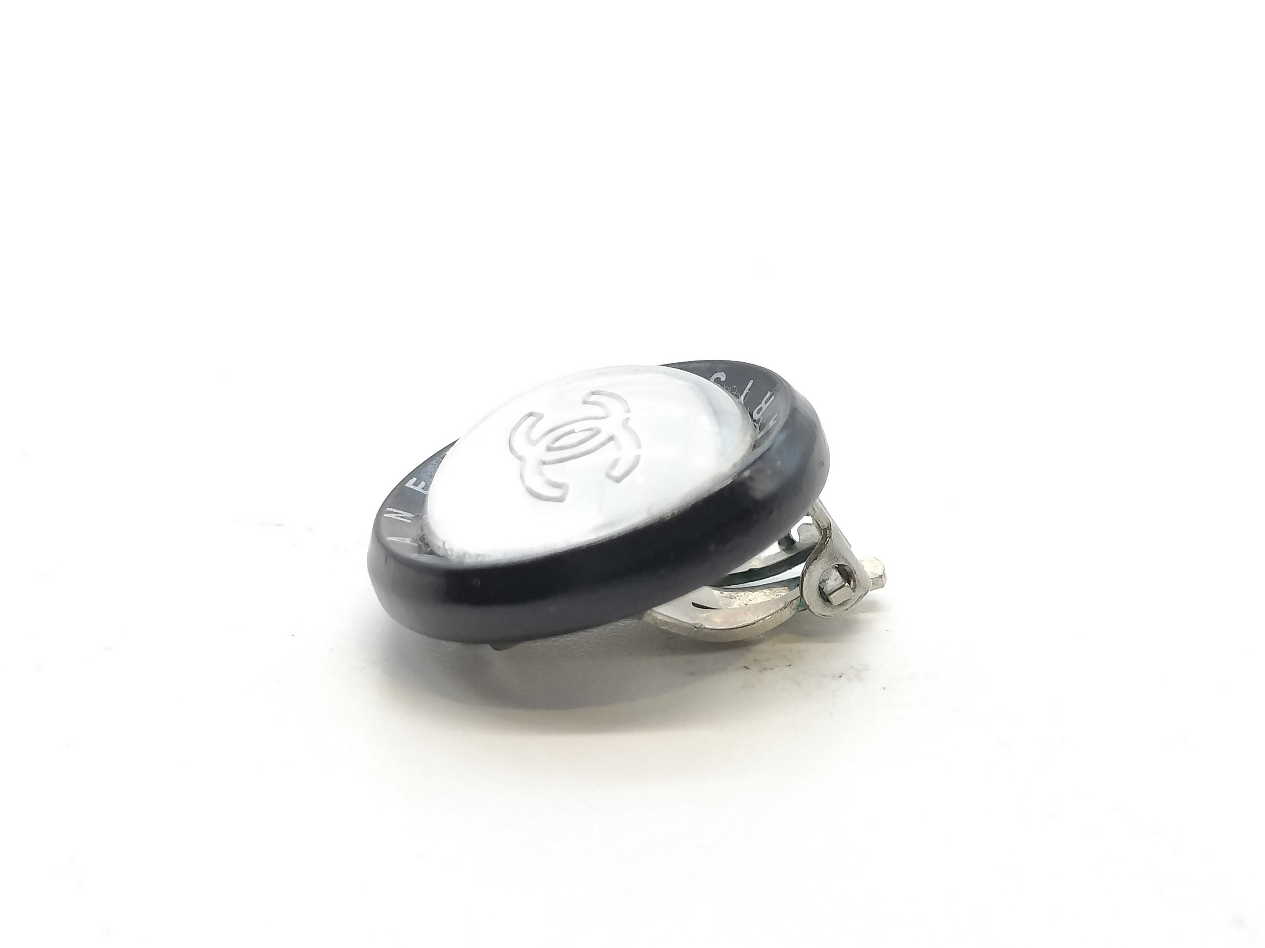 98P Resin Earring (Single Earring) — view 3