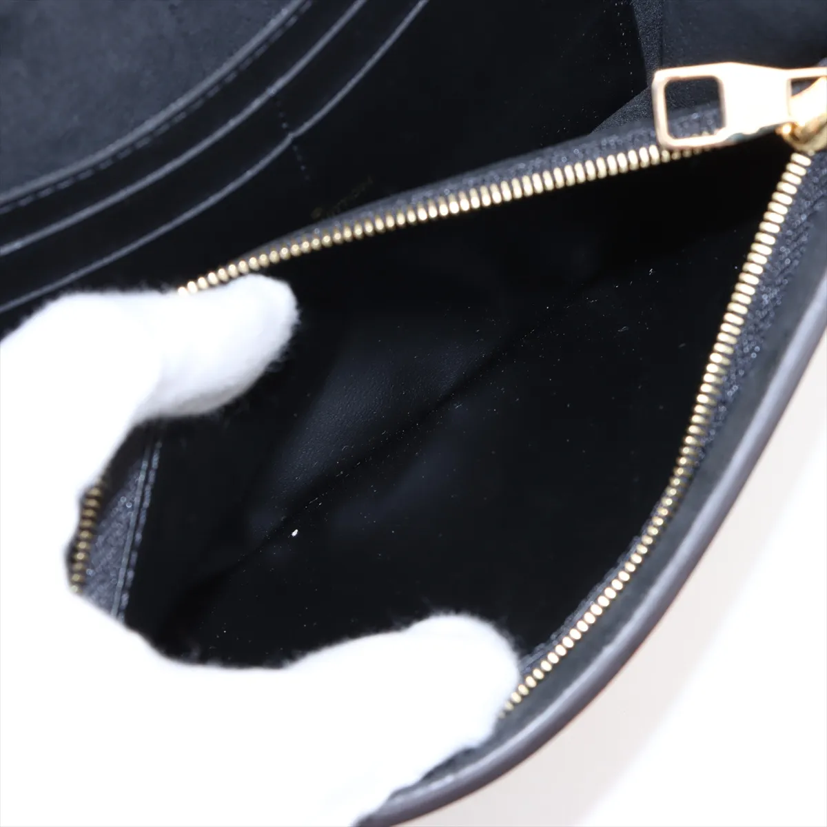 Taurillon Bumbag Dauphine M58881 GI0179 Brown x White x Bordeaux — view 7