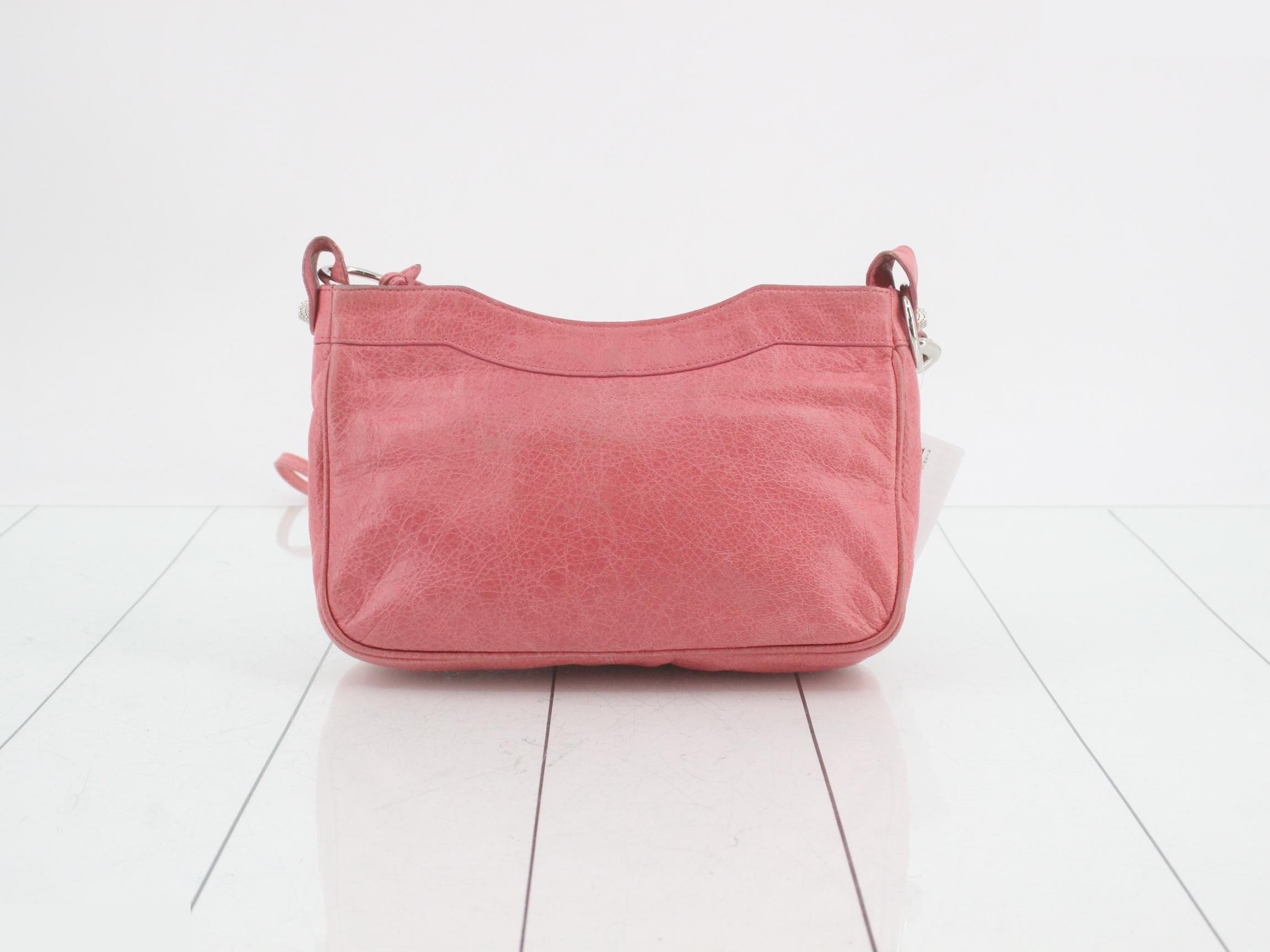 The Hip Giant Hip Shoulder Bag — view 2