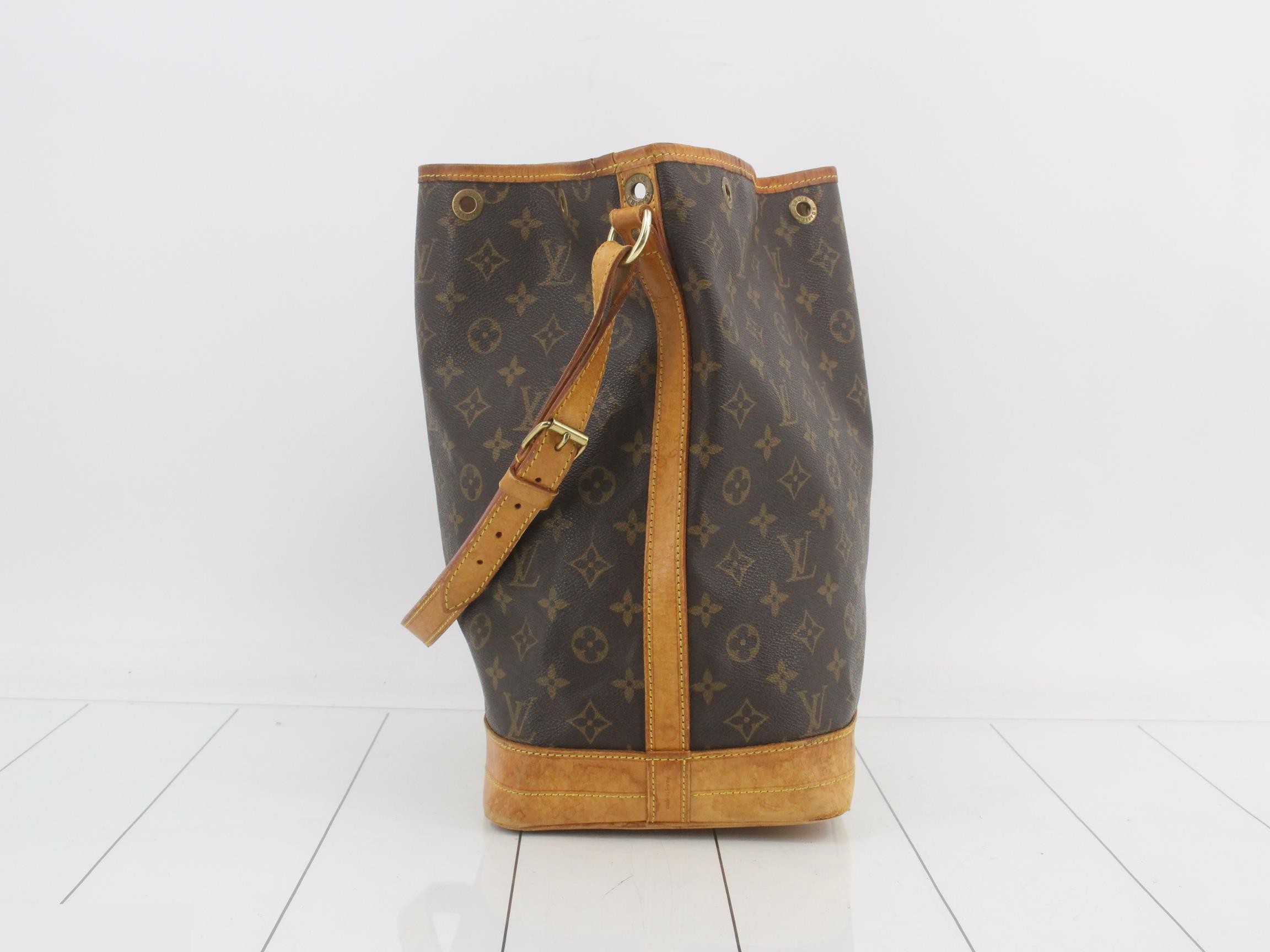 Monogram Noe — view 4