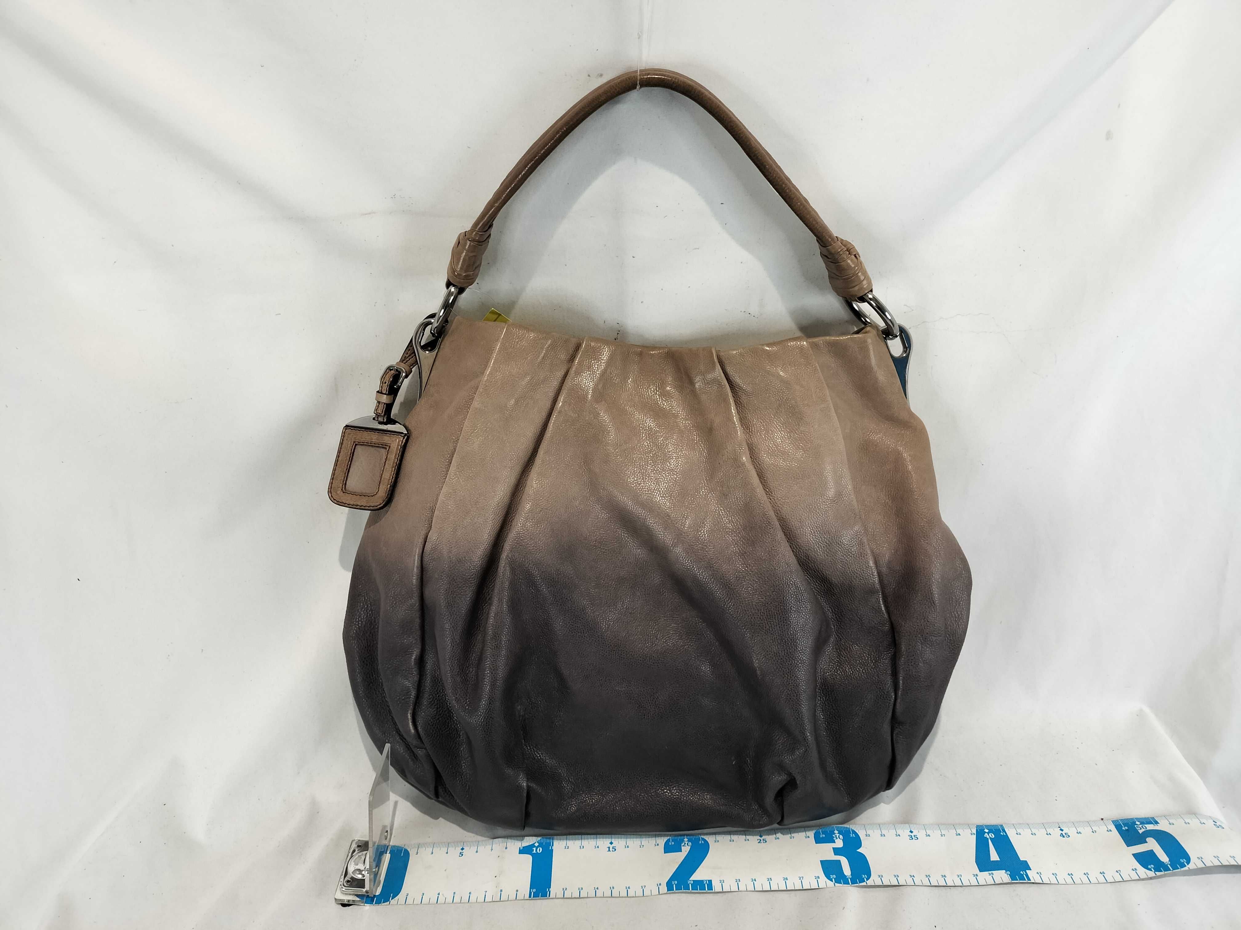 Gradient One-Shoulder Bag — view 3