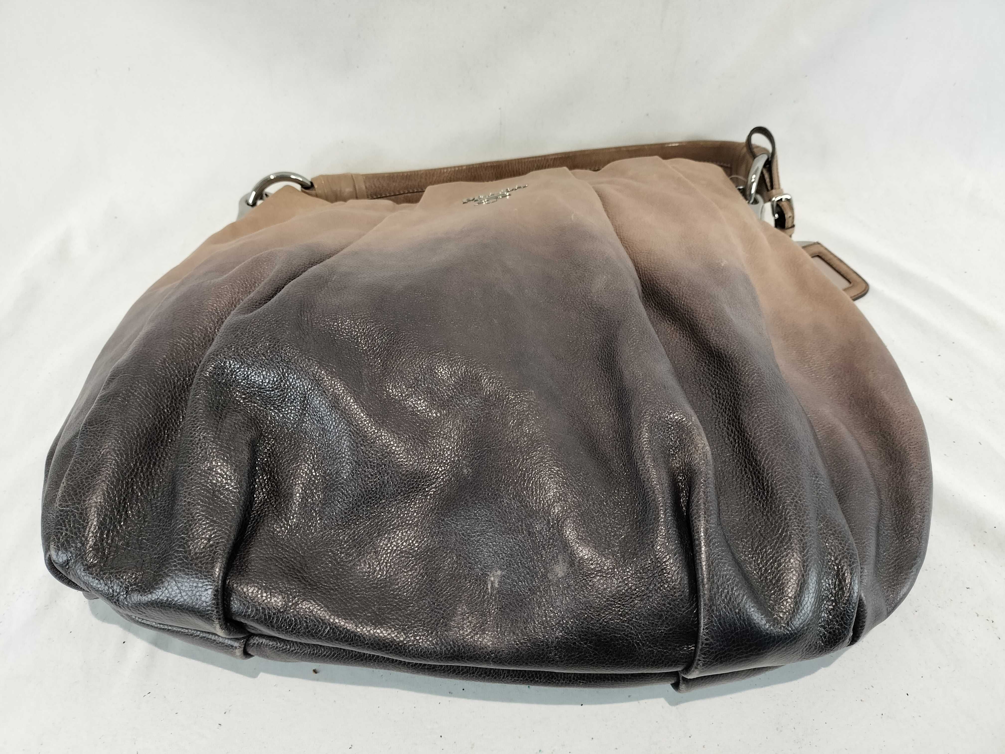 Gradient One-Shoulder Bag — view 8