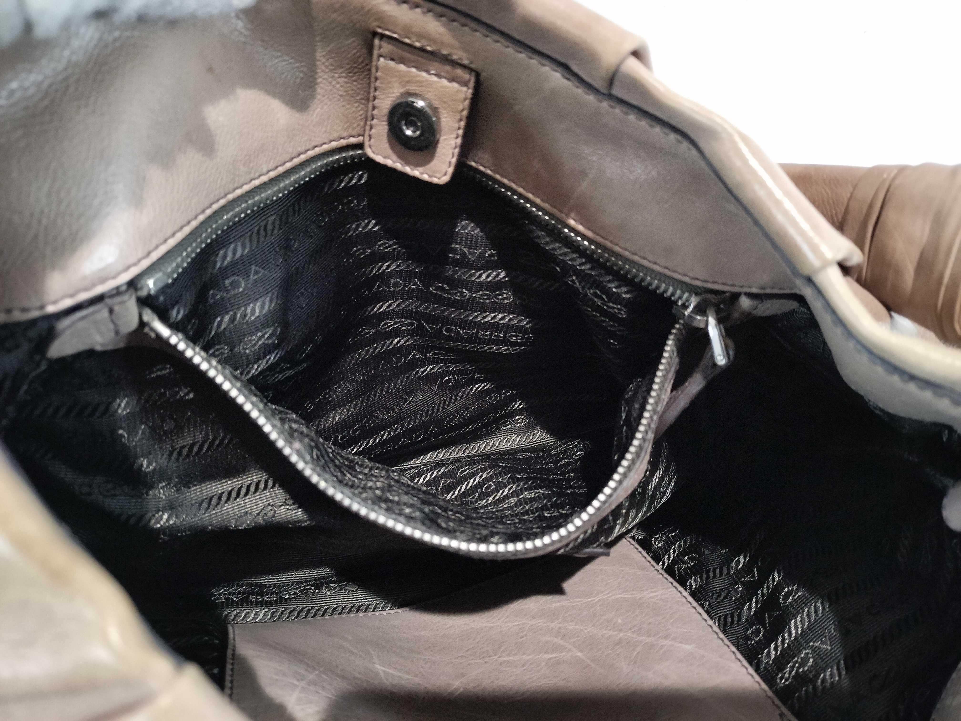 Gradient One-Shoulder Bag — view 10