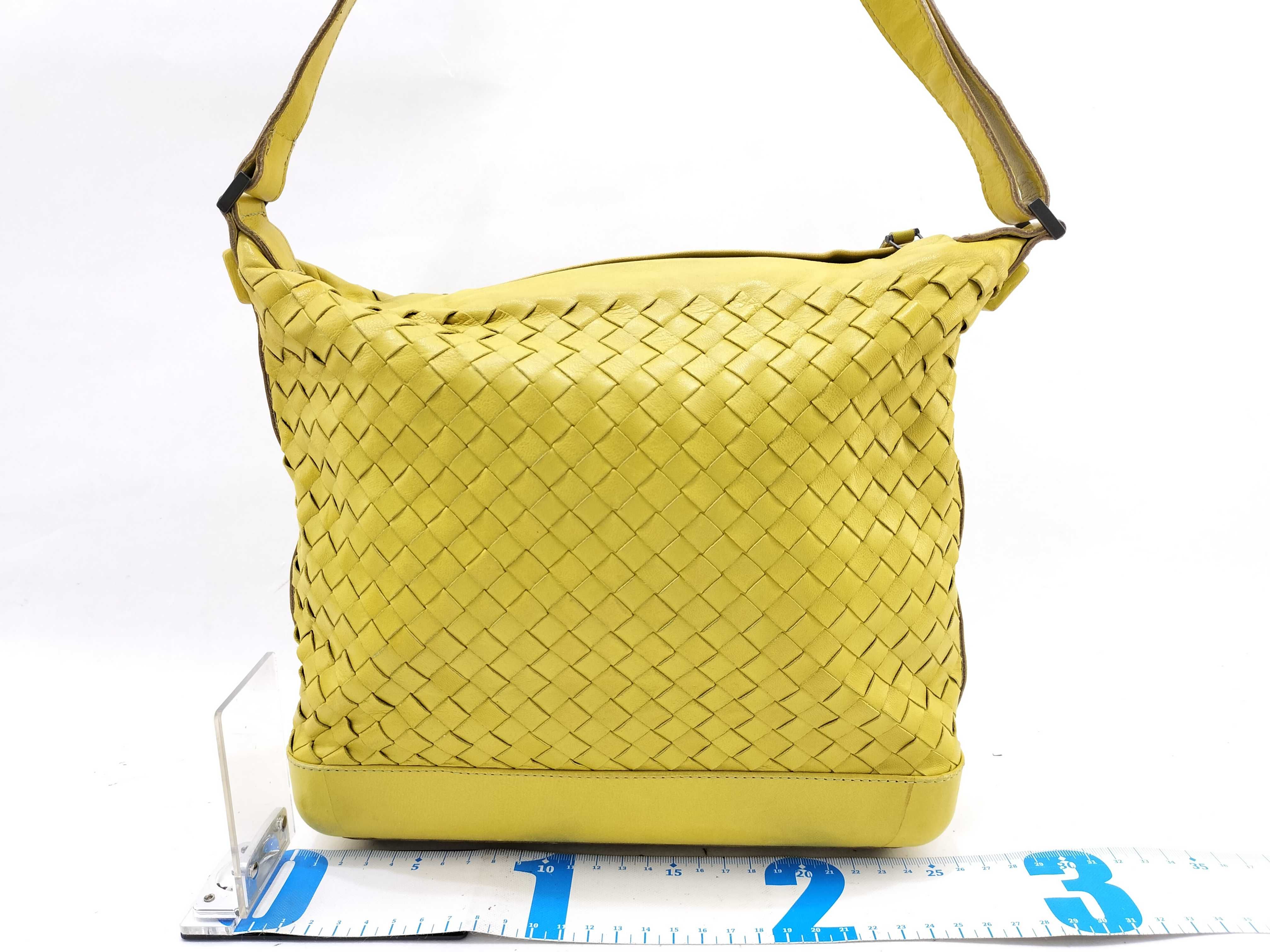 Intrecciato One Shoulder Bag Yellow — view 2