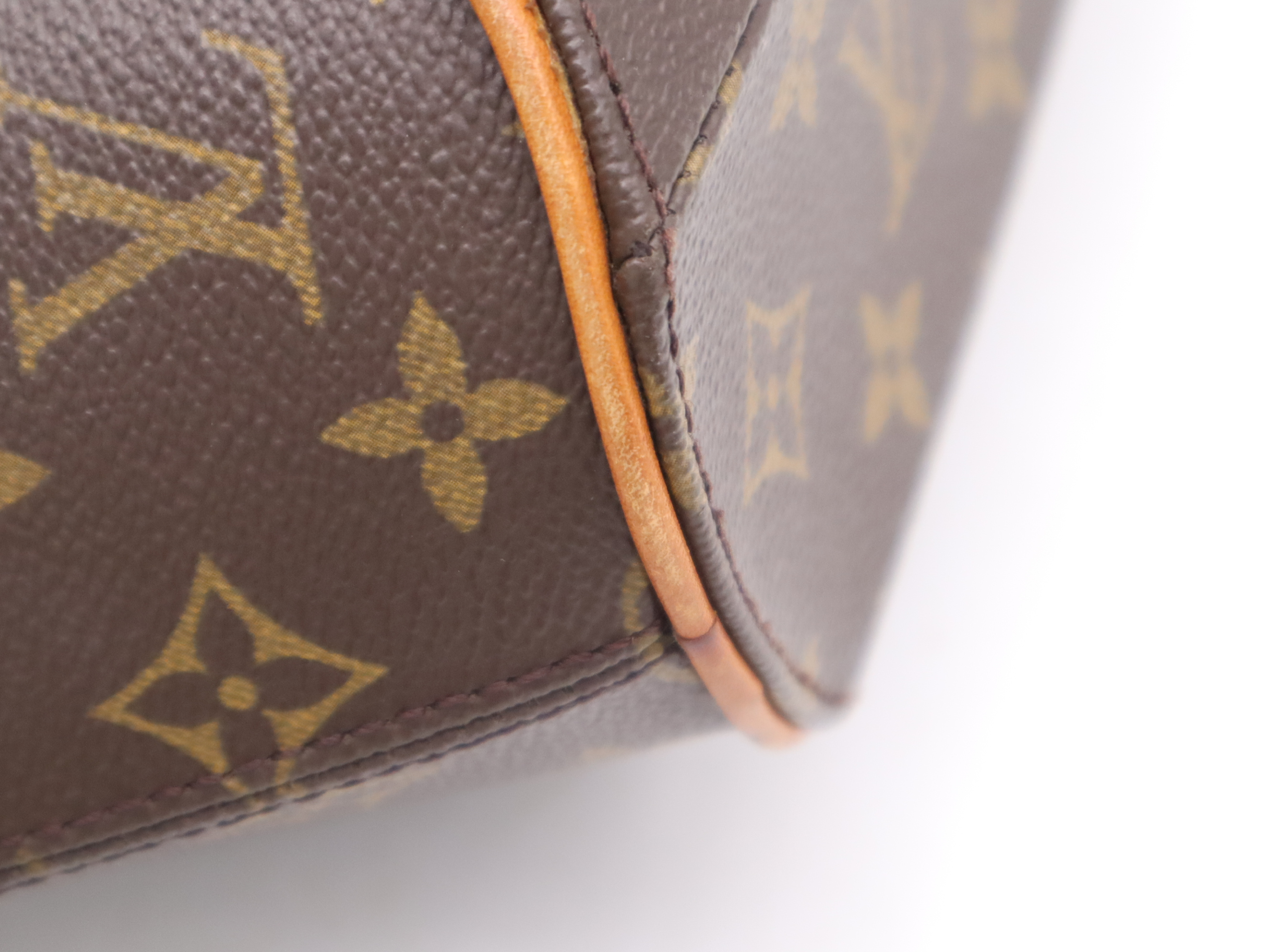 M51127 Monogram Ellipse PM Handbag — view 11