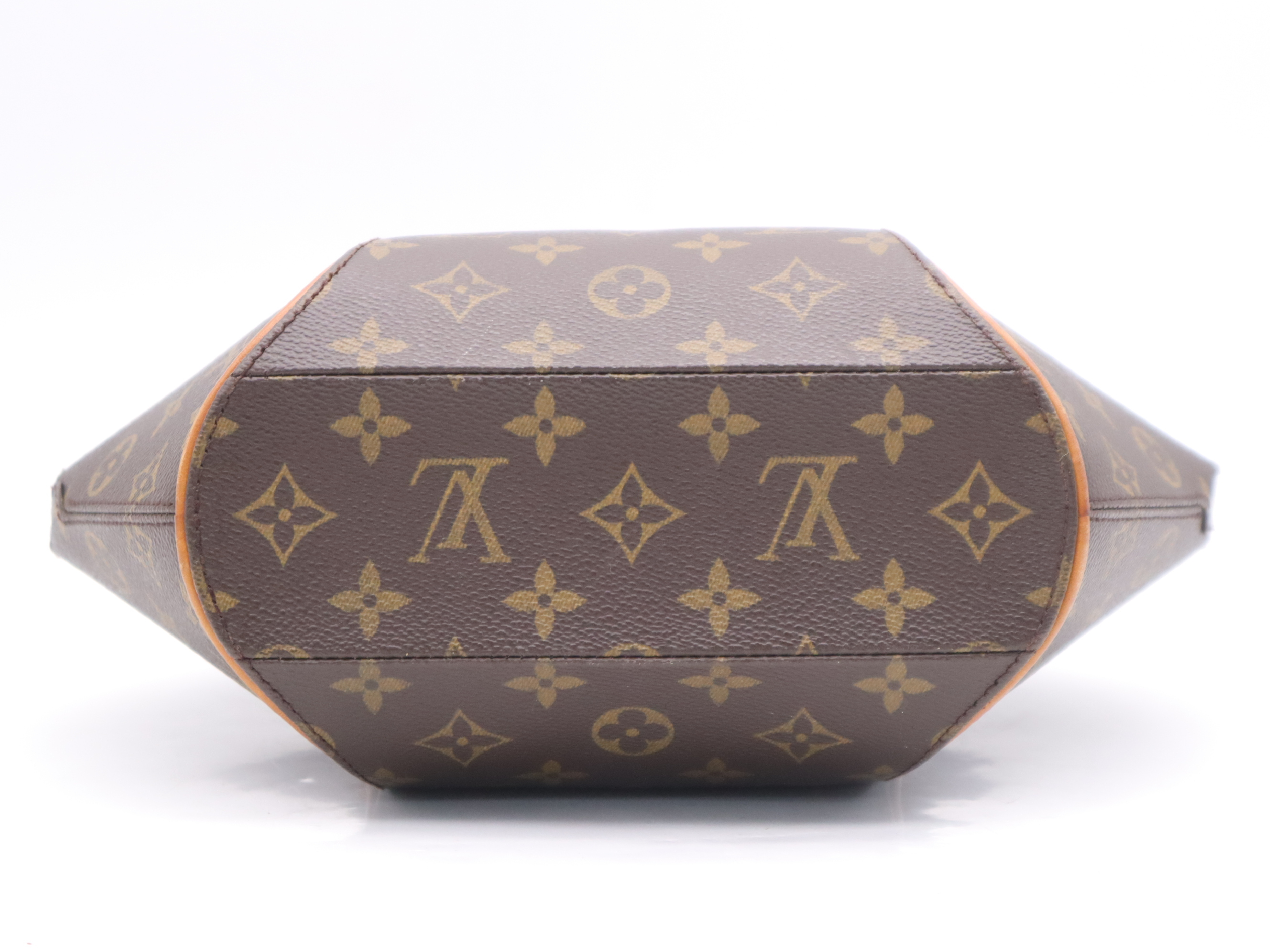 M51127 Monogram Ellipse PM Handbag — view 4