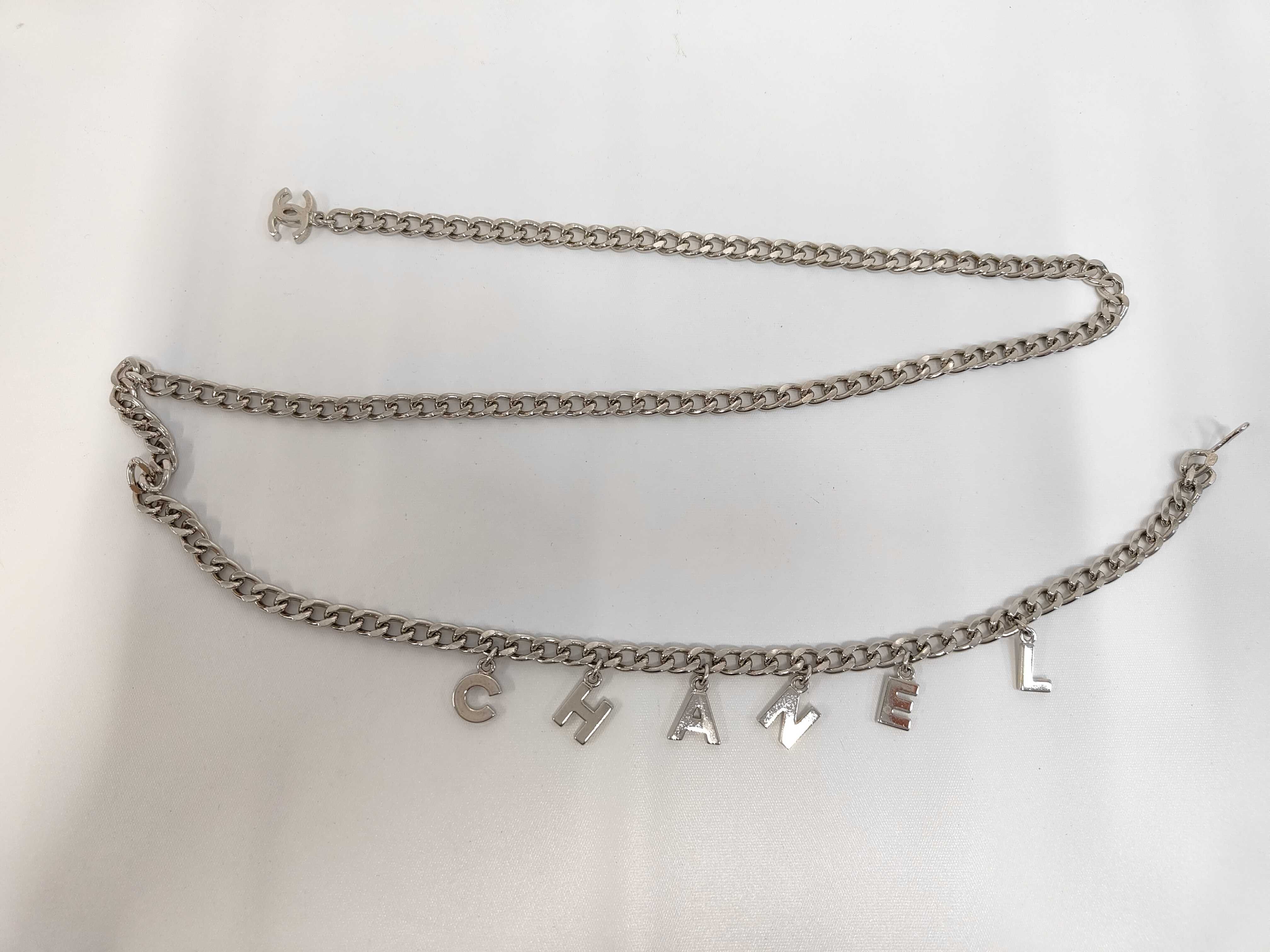 05 V Coco Mark Chain Belt