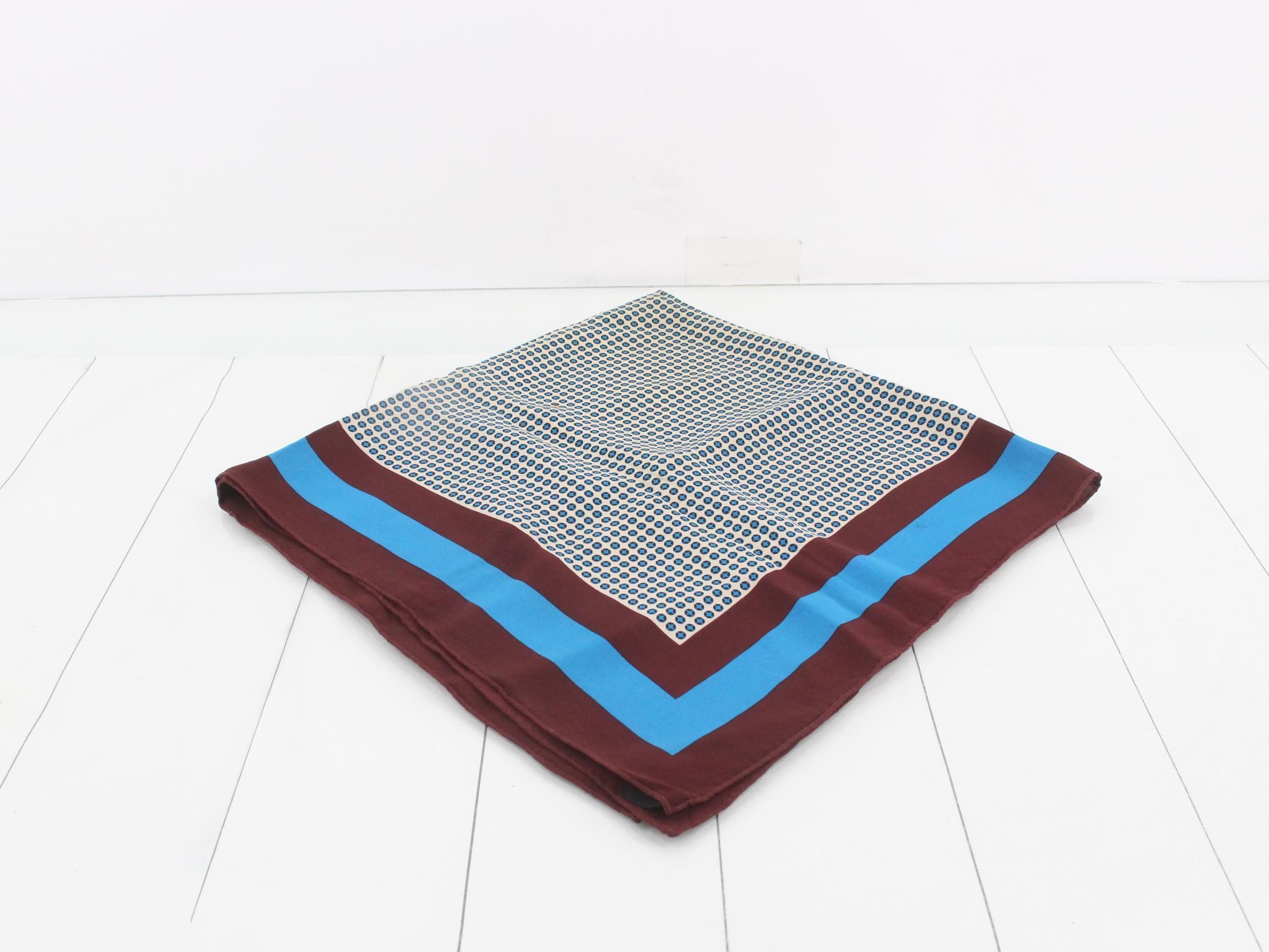 scarf — view 2