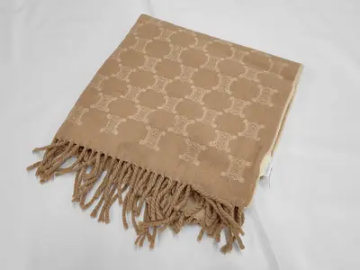 lap blanket shawl wool Triomphe other accessories