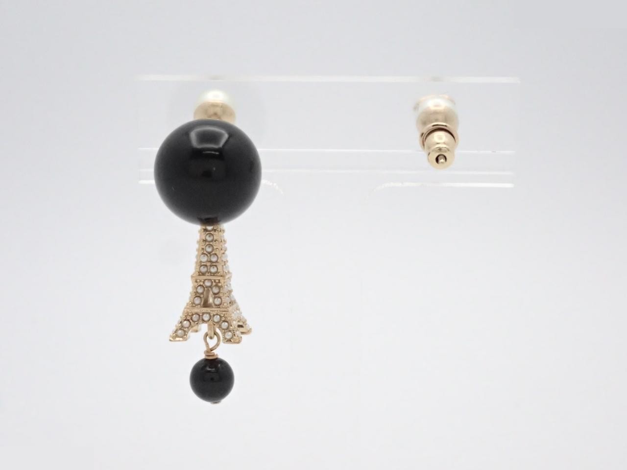 Eiffel Tower Tribal Earrings (Gold) — view 2