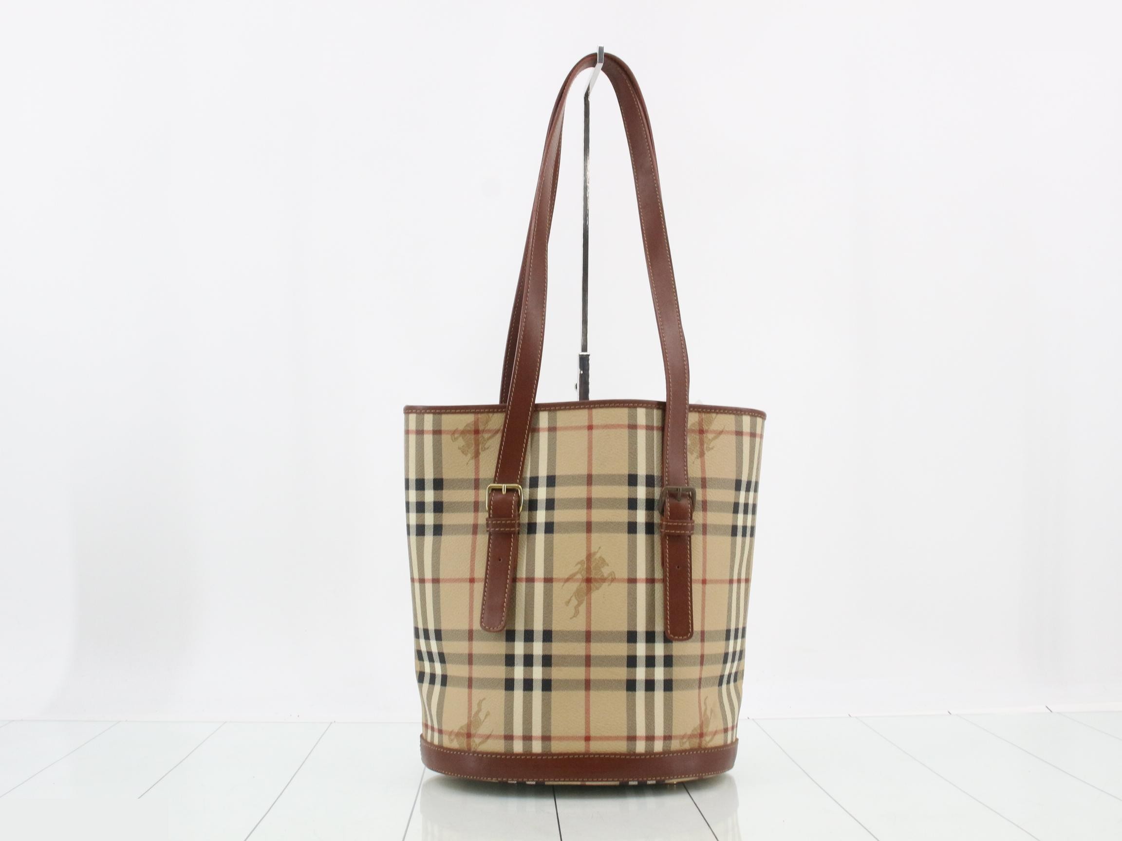 Bucket-shaped bags / Tote bags — view 2