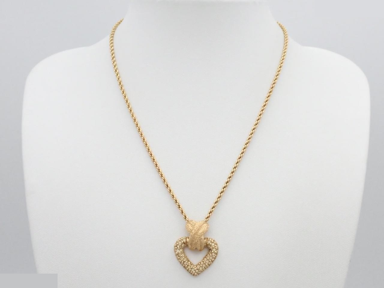 heart necklace with rhinestones, chain approximately 42cm long. — view 3