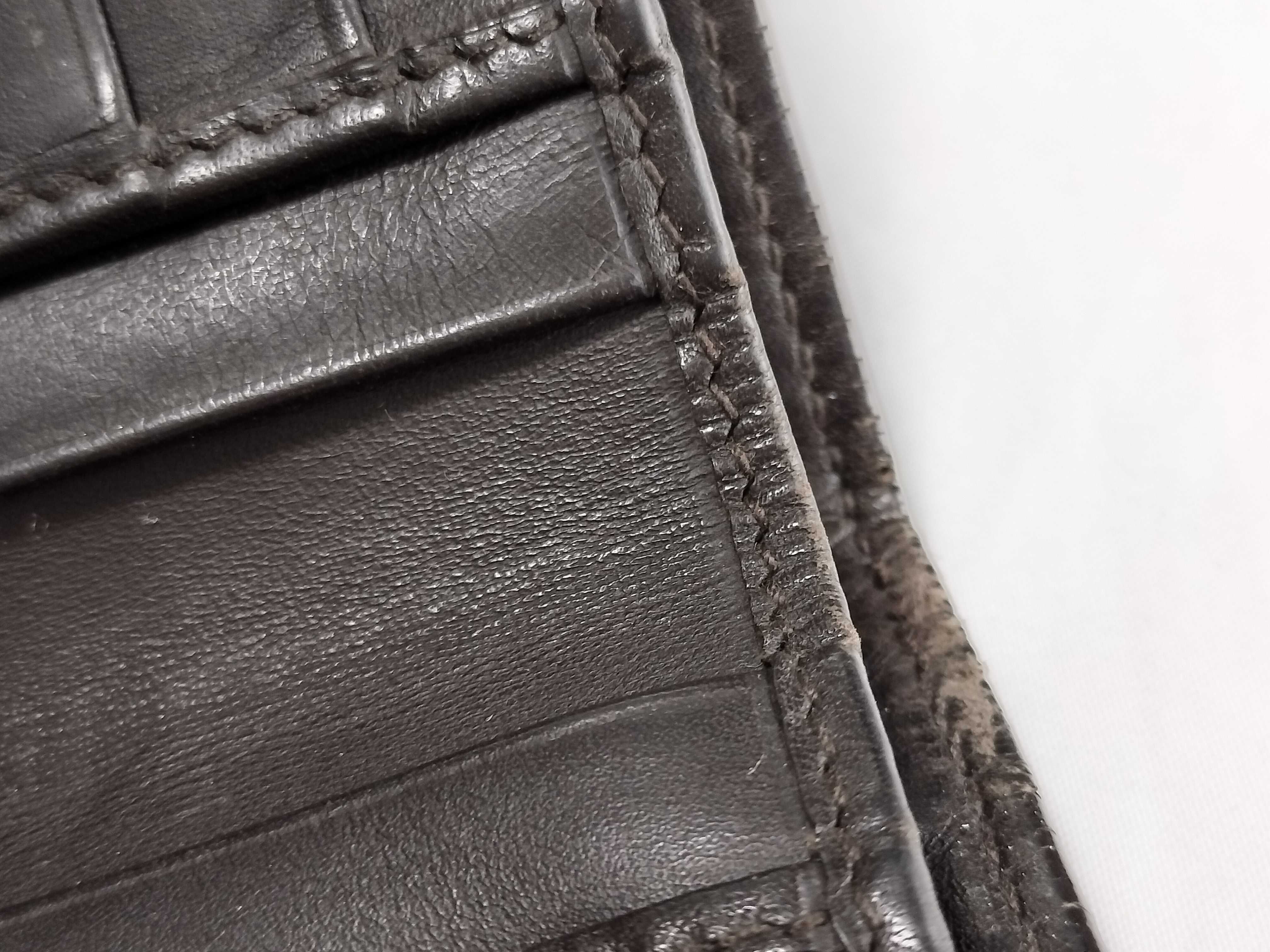 Intrecciato Bifold Wallet Leather Wallet — view 7