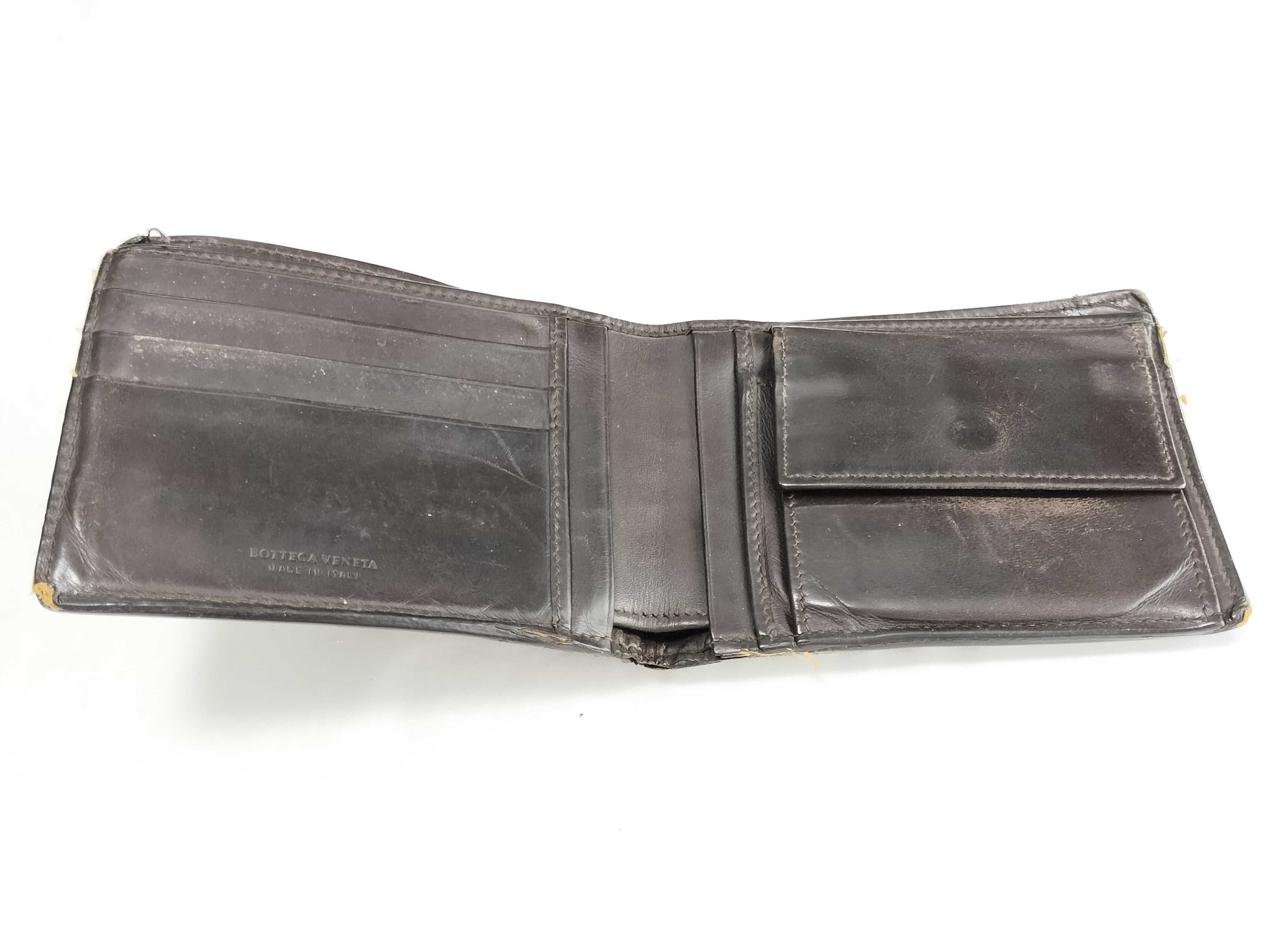 Intrecciato Bifold Wallet Leather Wallet — view 9