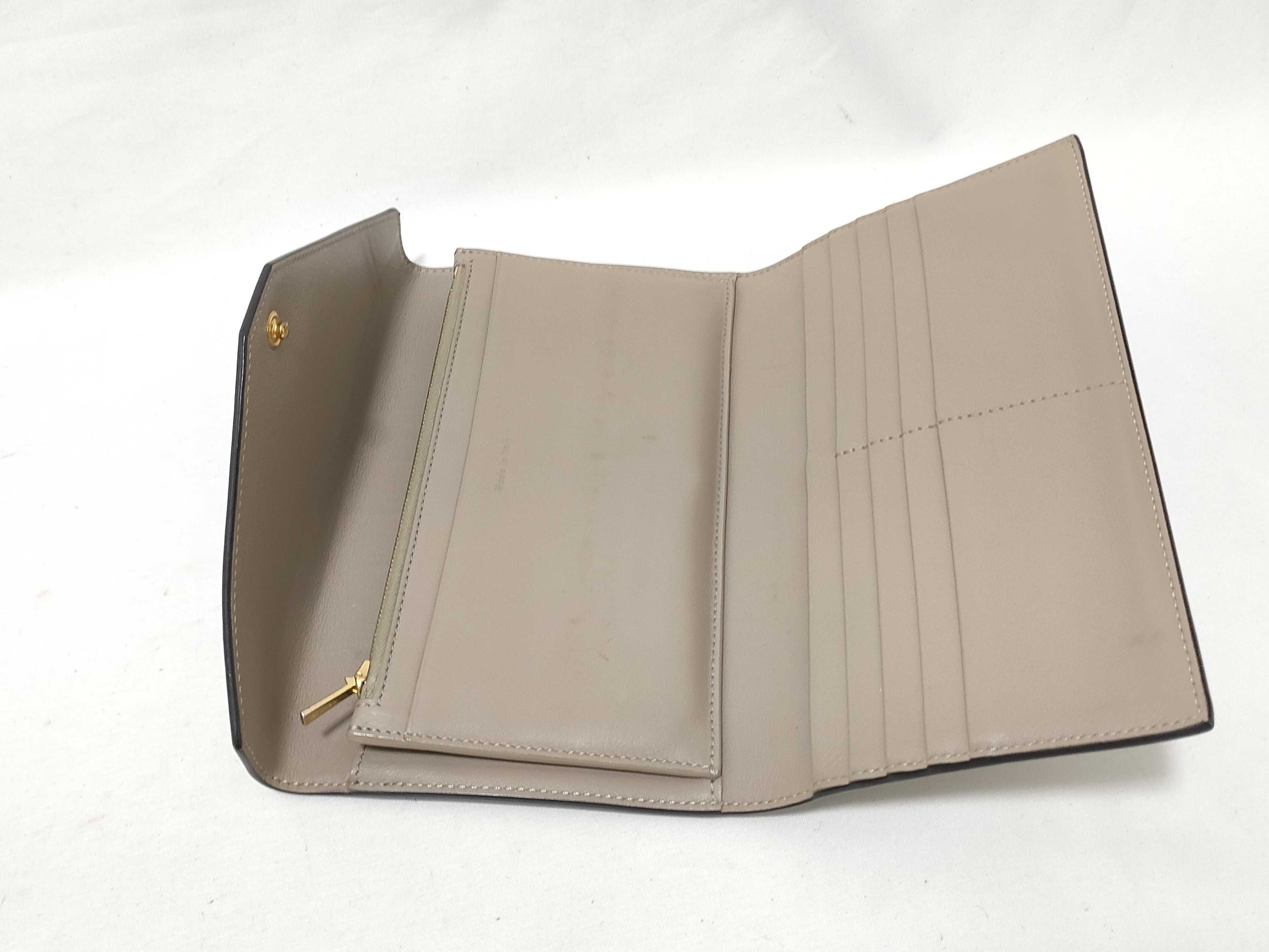 Trifold Wallet — view 12