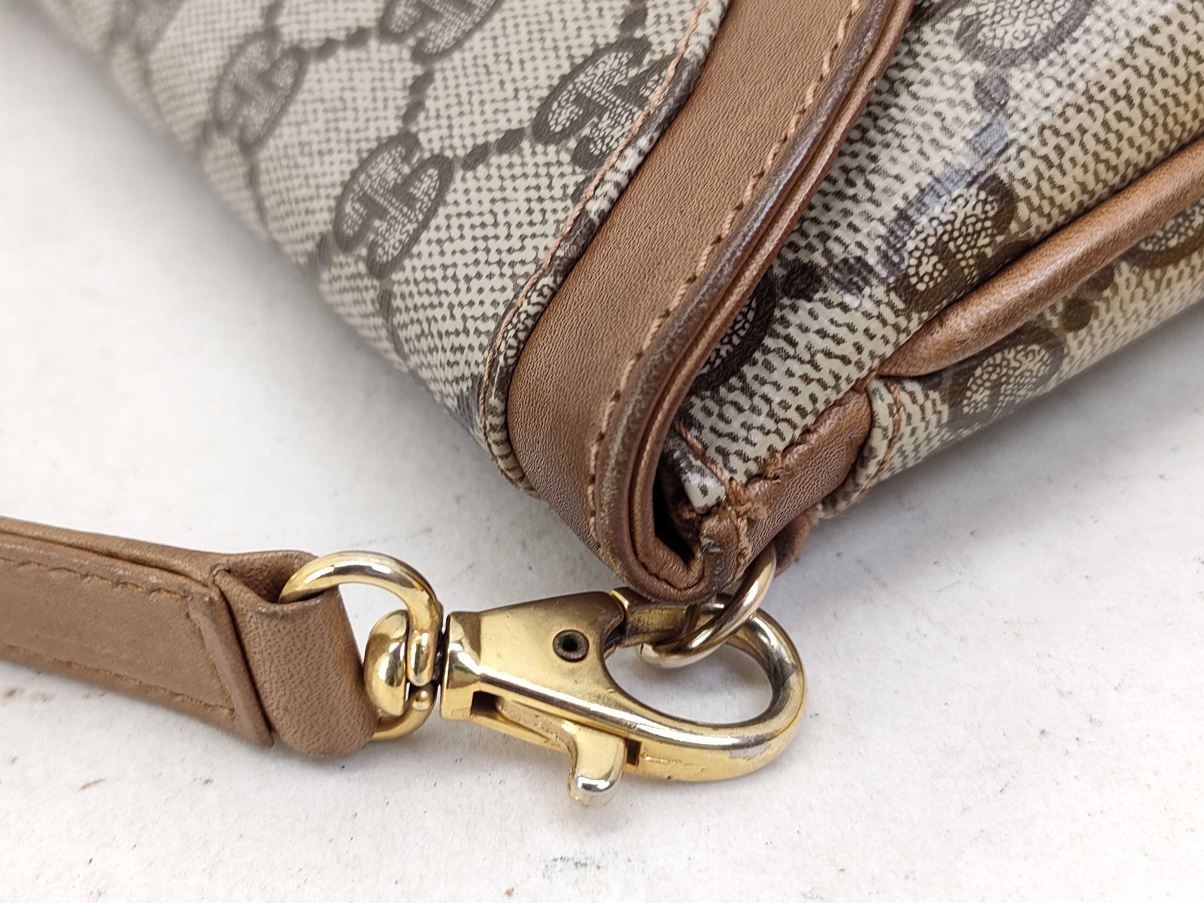 GG Supreme Old Fringe Shoulder Bag Flap Shoulder Bag — view 4