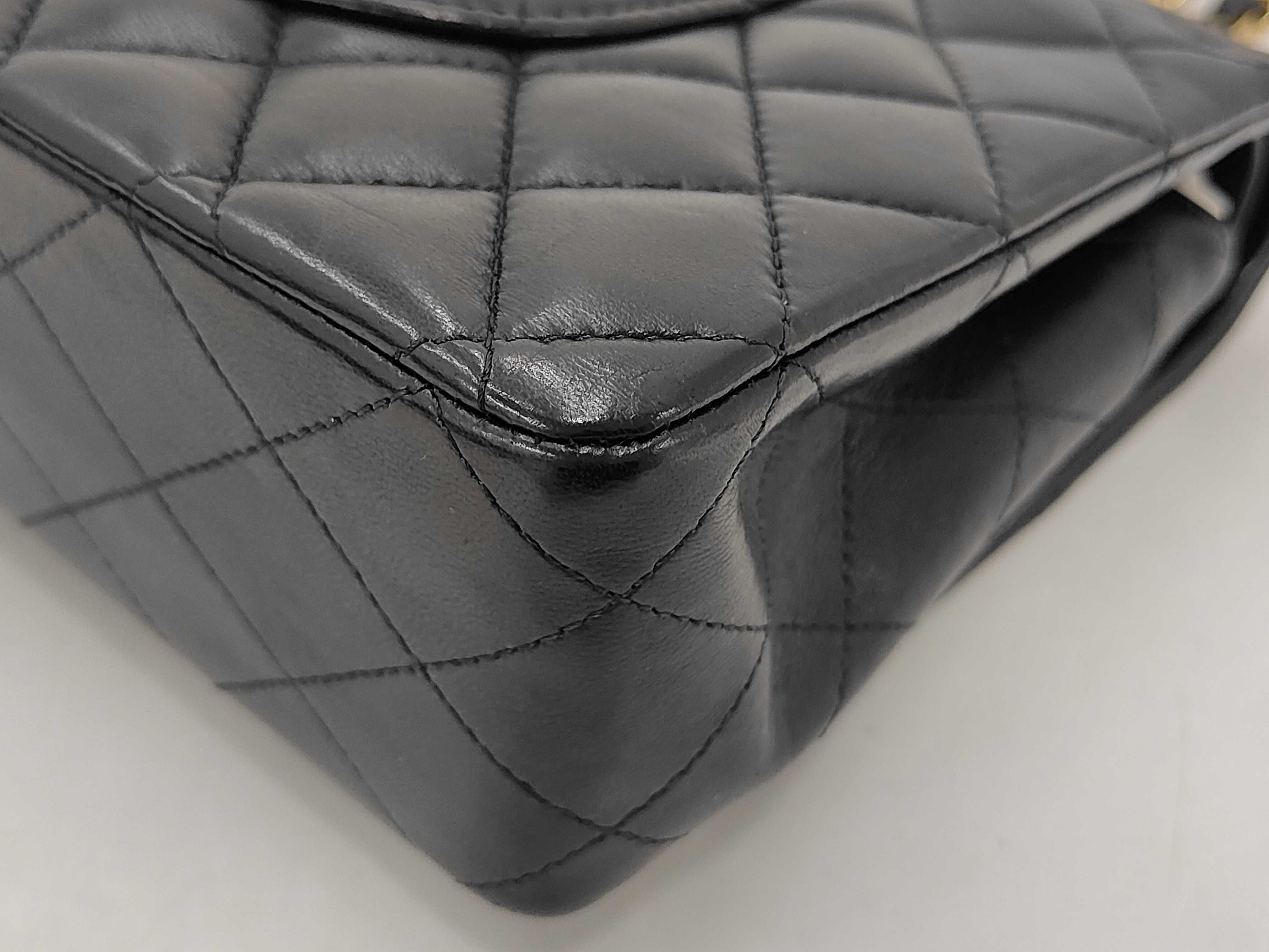 Matelassé 25 Double Flap Double Chain Lambskin Shoulder Bag — view 3