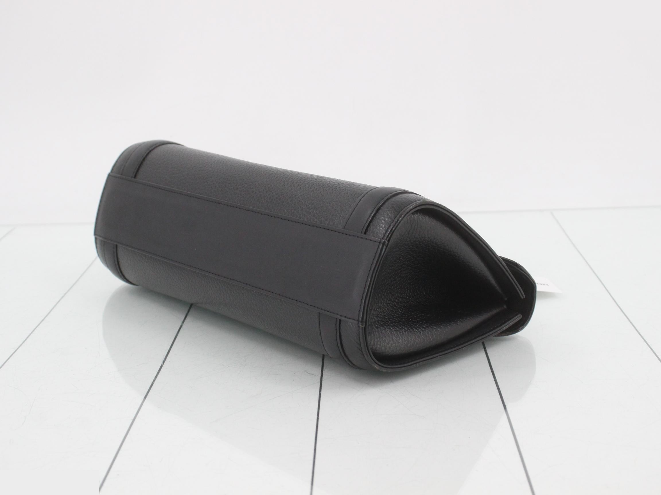 Buberrys Cylindrical Leather Handbag — view 6