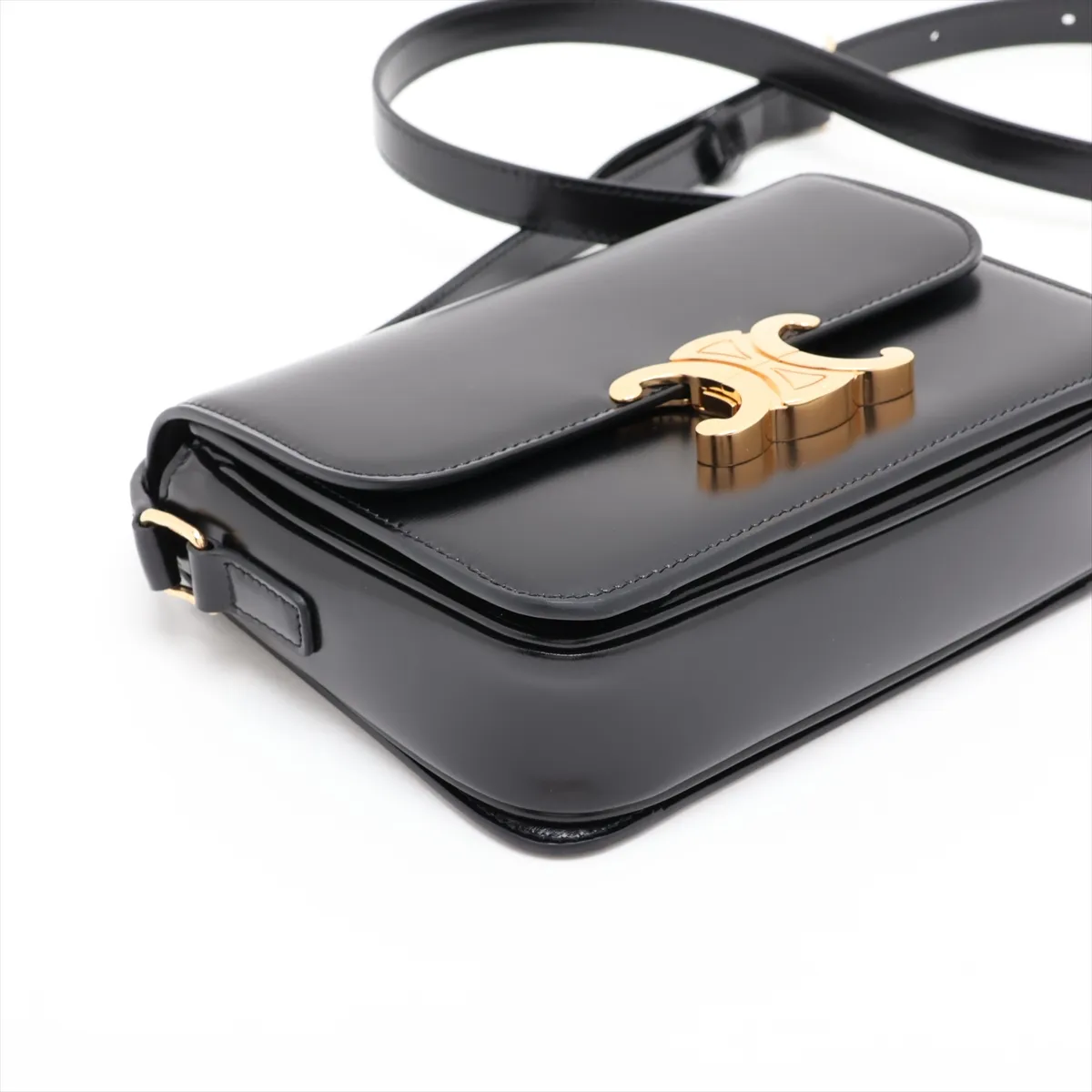Triomphe Teen Leather Shoulder Bag, Black — view 4