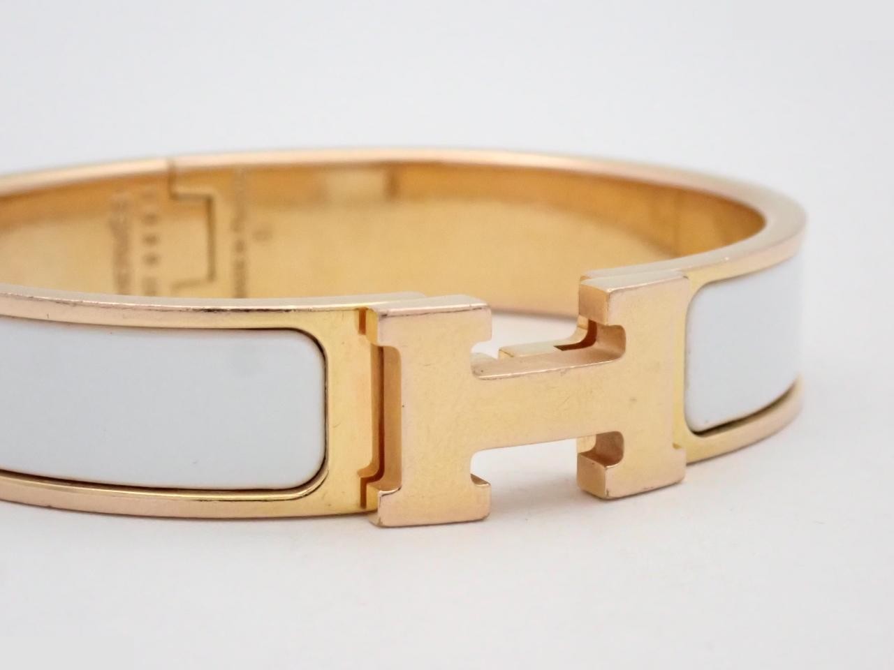 Bangle Bracelet, Click H Gold, Wrist size approximately 16cm — view 3