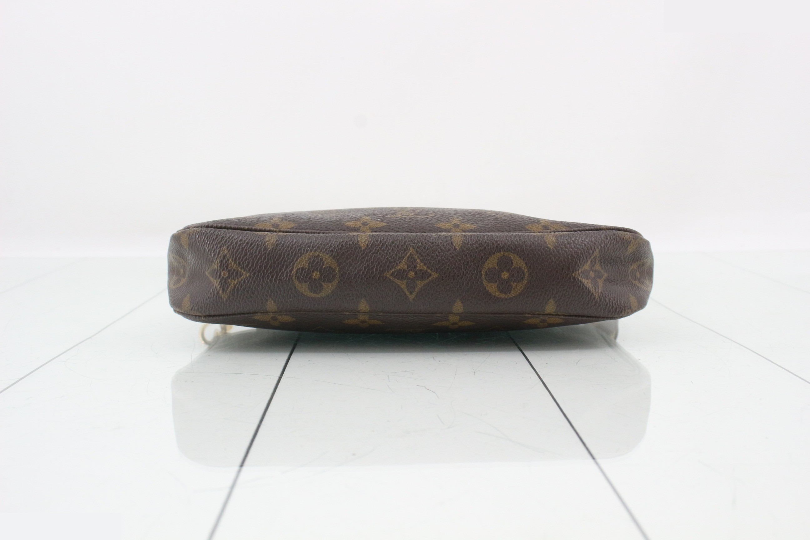 Monogram Pochette Accessoires — view 3