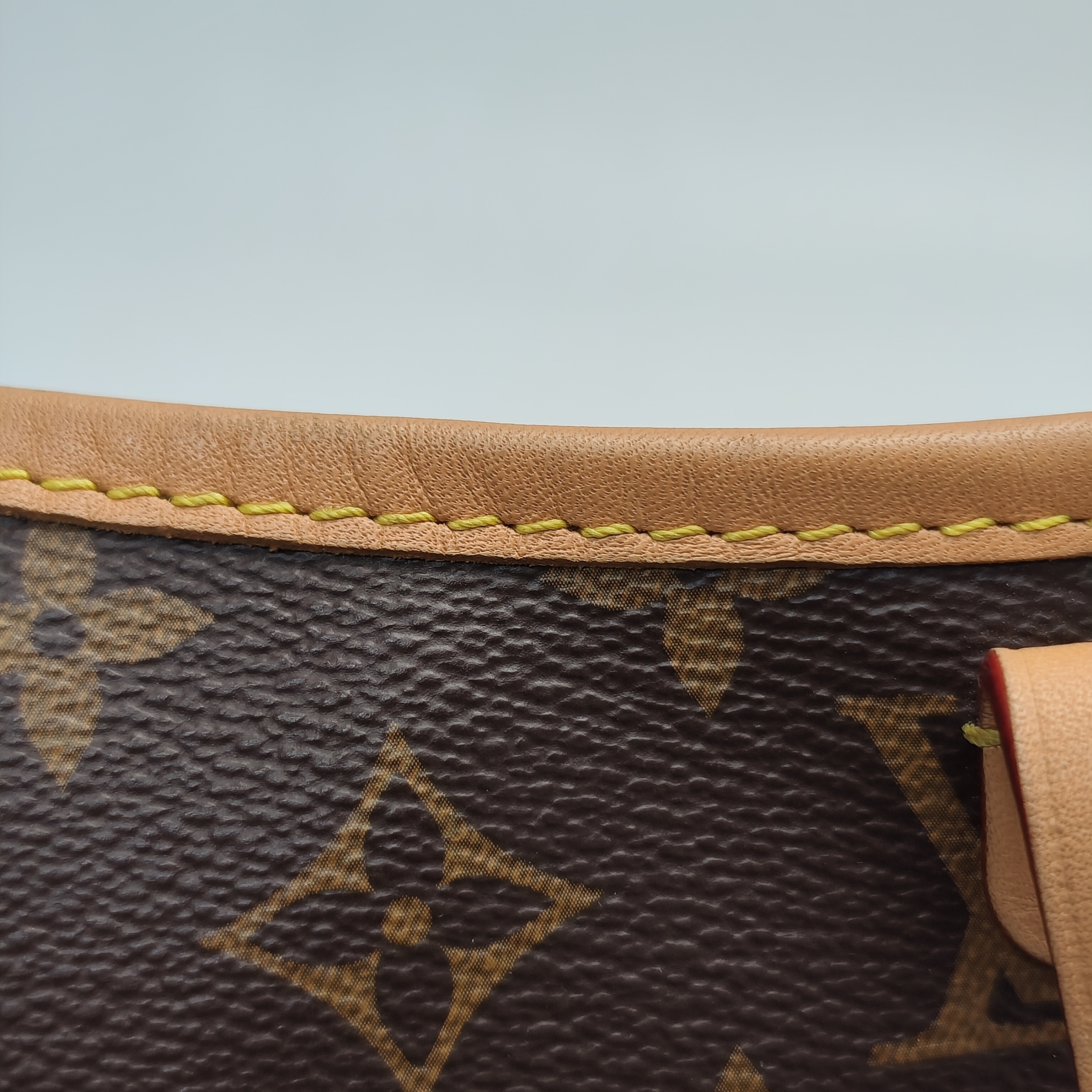 【*Shipped from: China*】LOUIS VUITTON Carryall PU Shoulder Bag — view 9