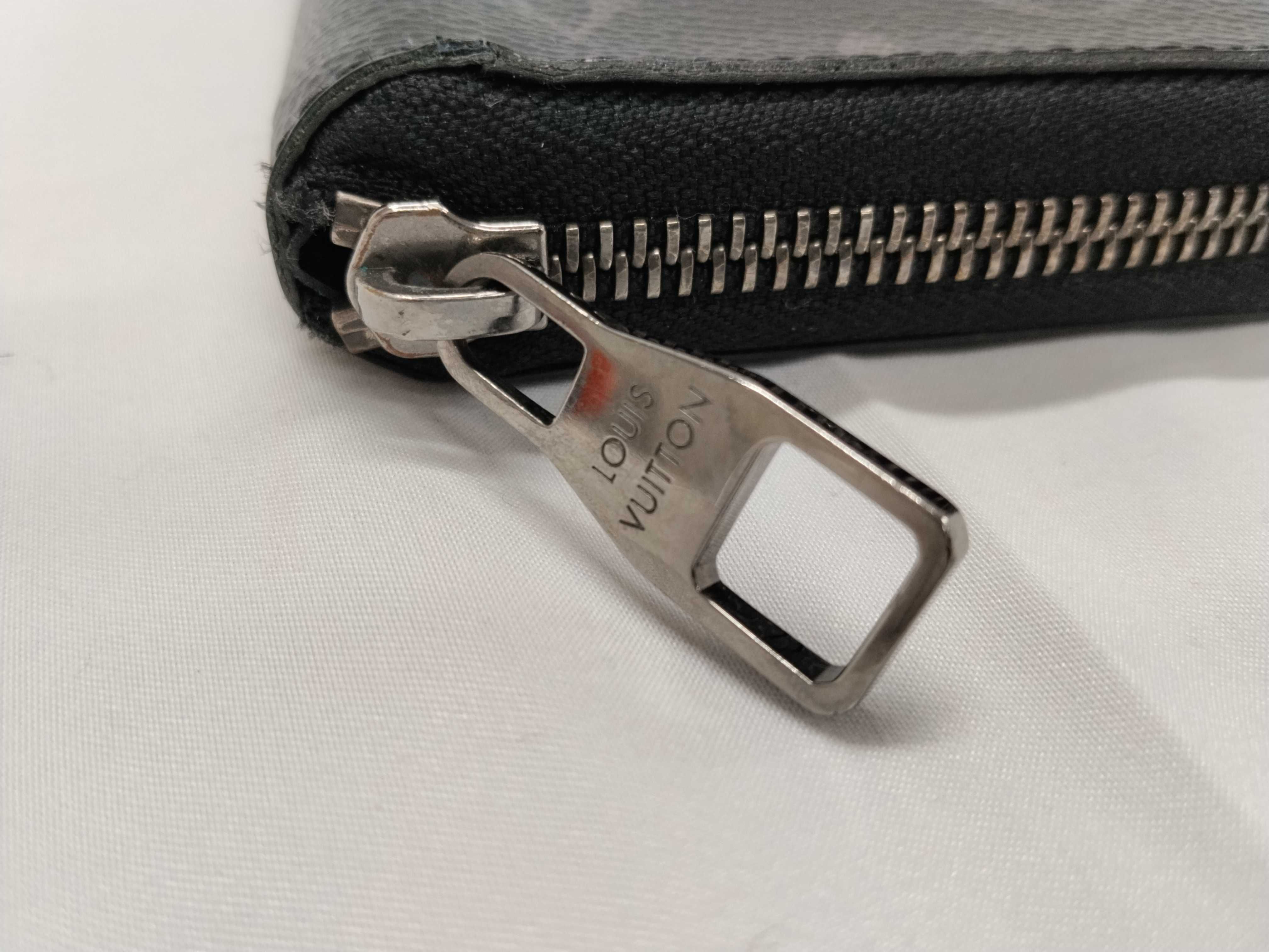 Monogram M62295 Eclipse Zippy Wallet Vertical — view 7