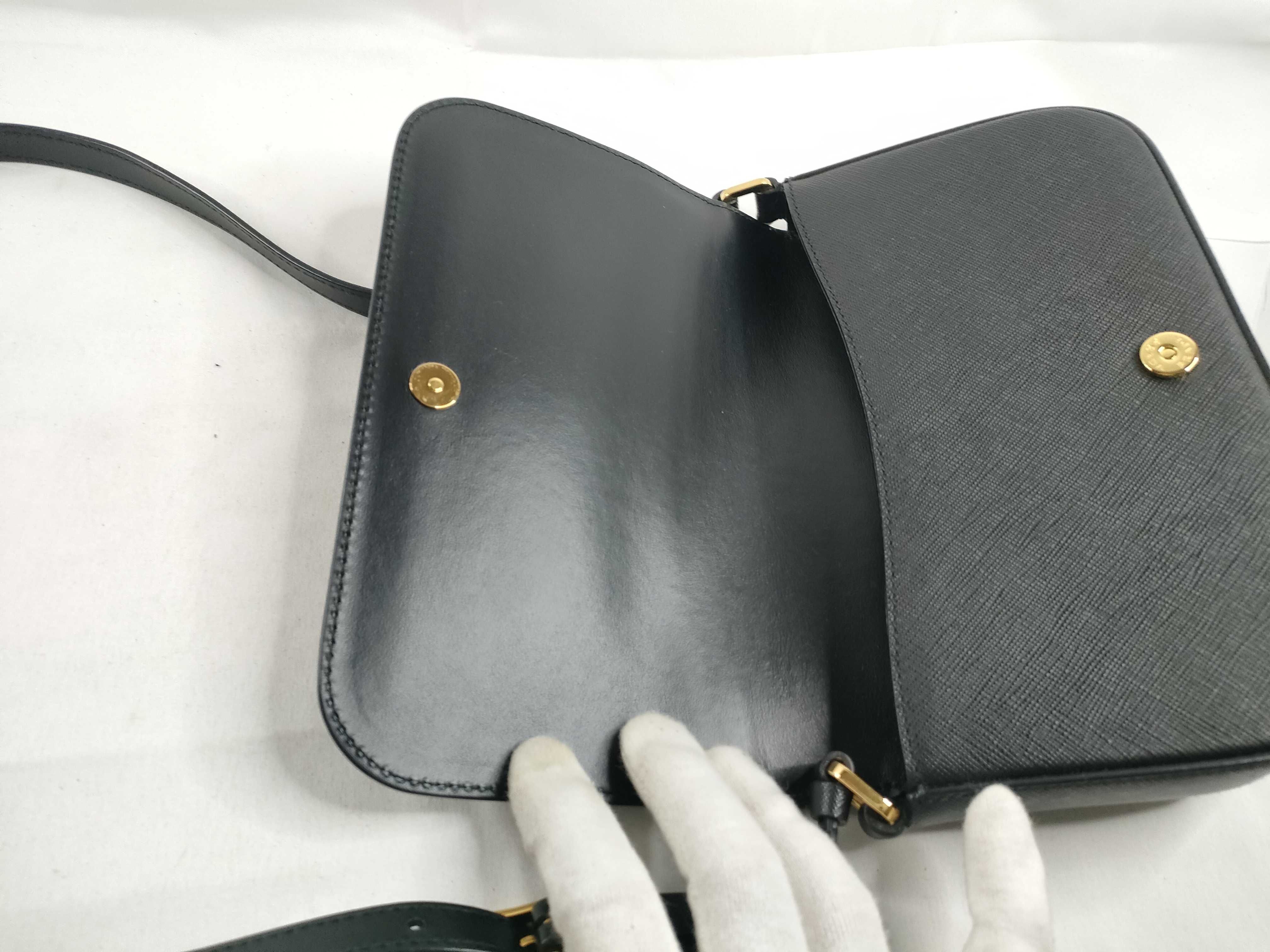 Saffiano Leather Shoulder Bag with Short Strap, Black, 1BD325 — view 8
