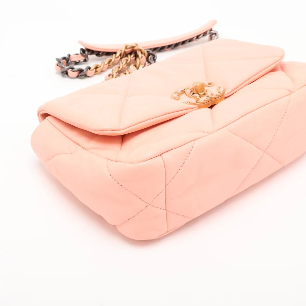 19 Lambskin Chain Shoulder Bag Pink Gold x Silver Hardware L7L92UAC Random Plate AS1160 — view 4
