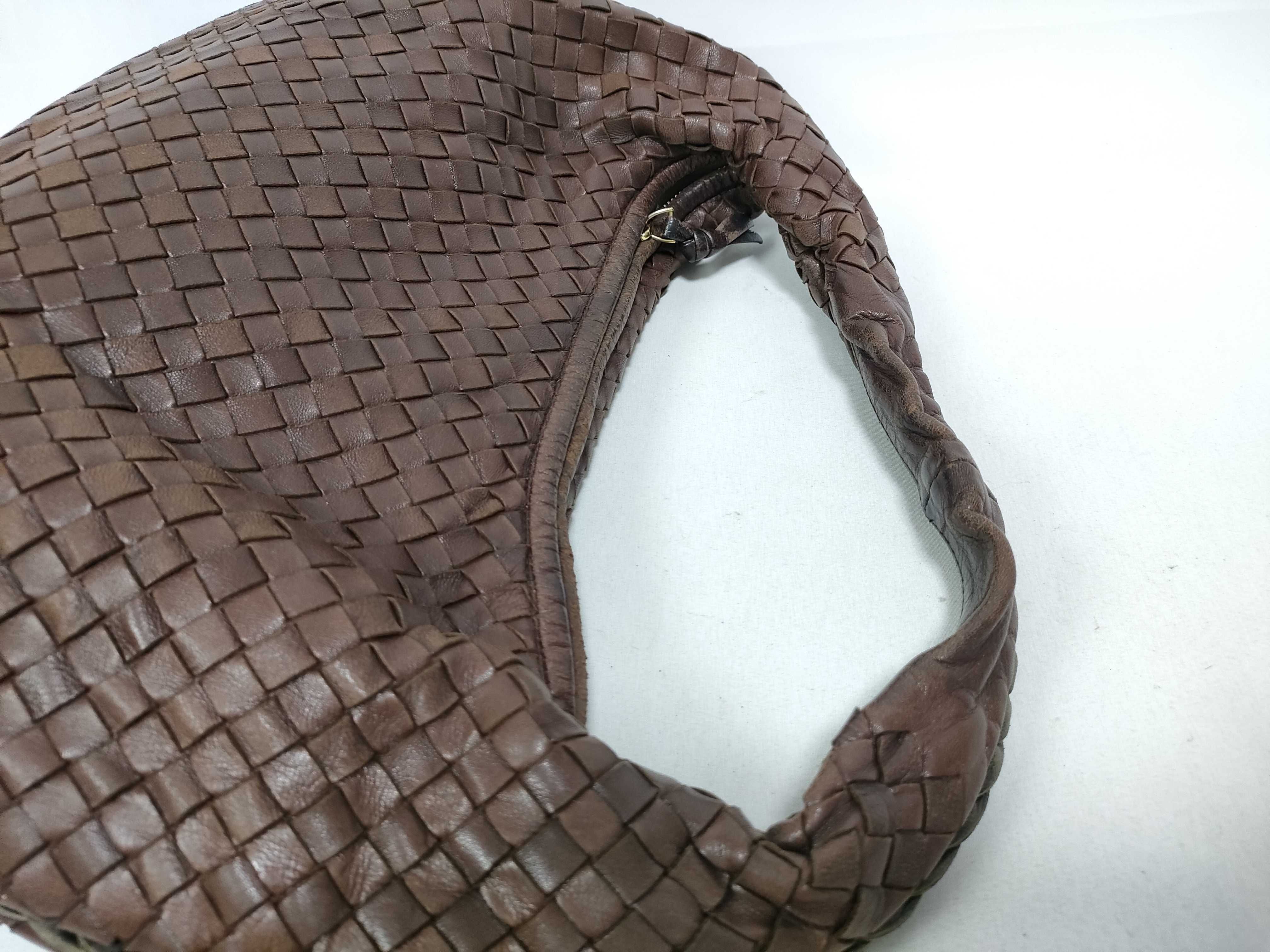 Intrecciato Bottega Intrecciato Leather Handbag — view 10