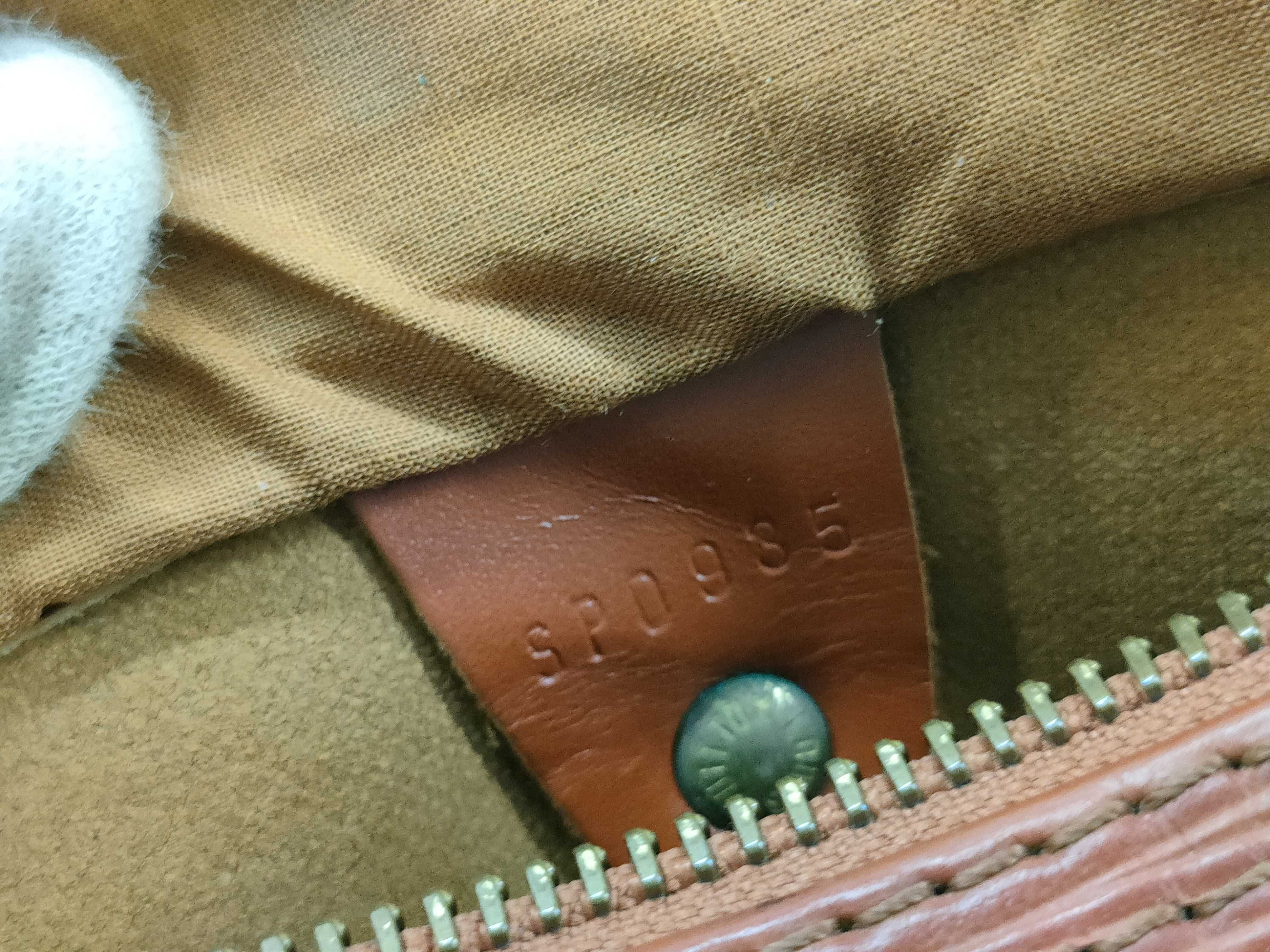 Epi Louis Vuitton Speedy Boston Bag — view 13
