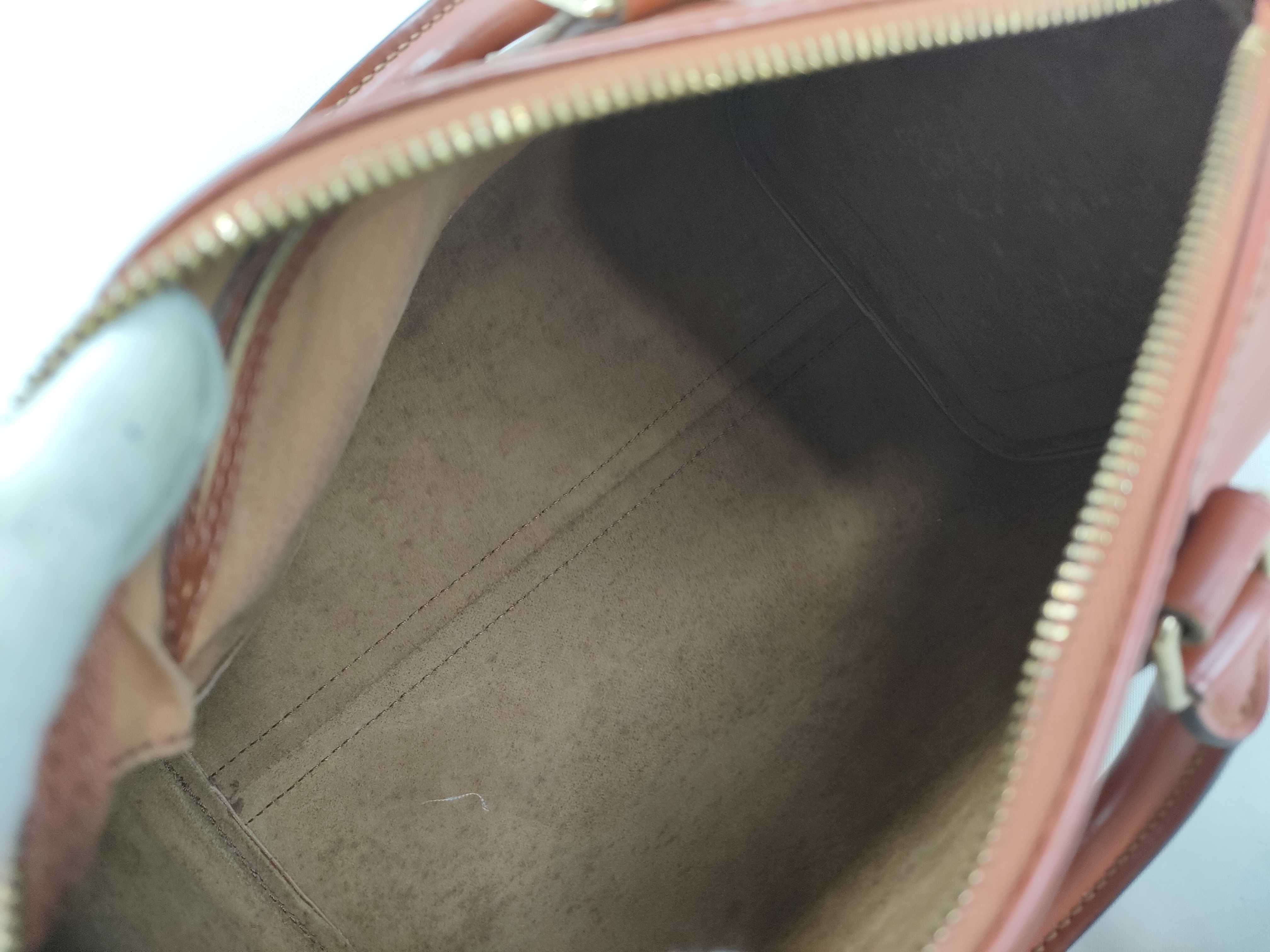 Epi Louis Vuitton Speedy Boston Bag — view 9