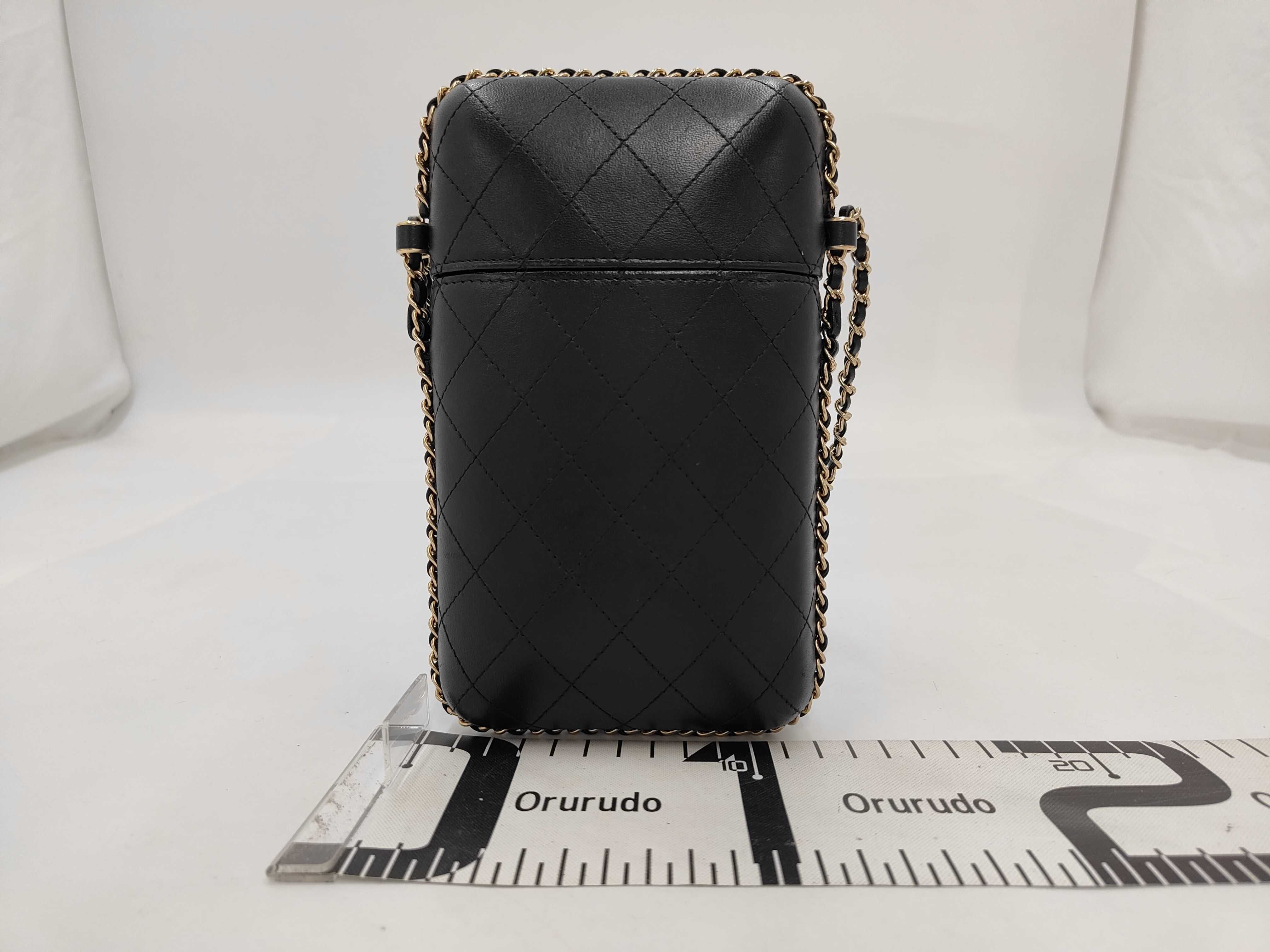Matelasse Chain Shoulder Black Shoulder Bag — view 2