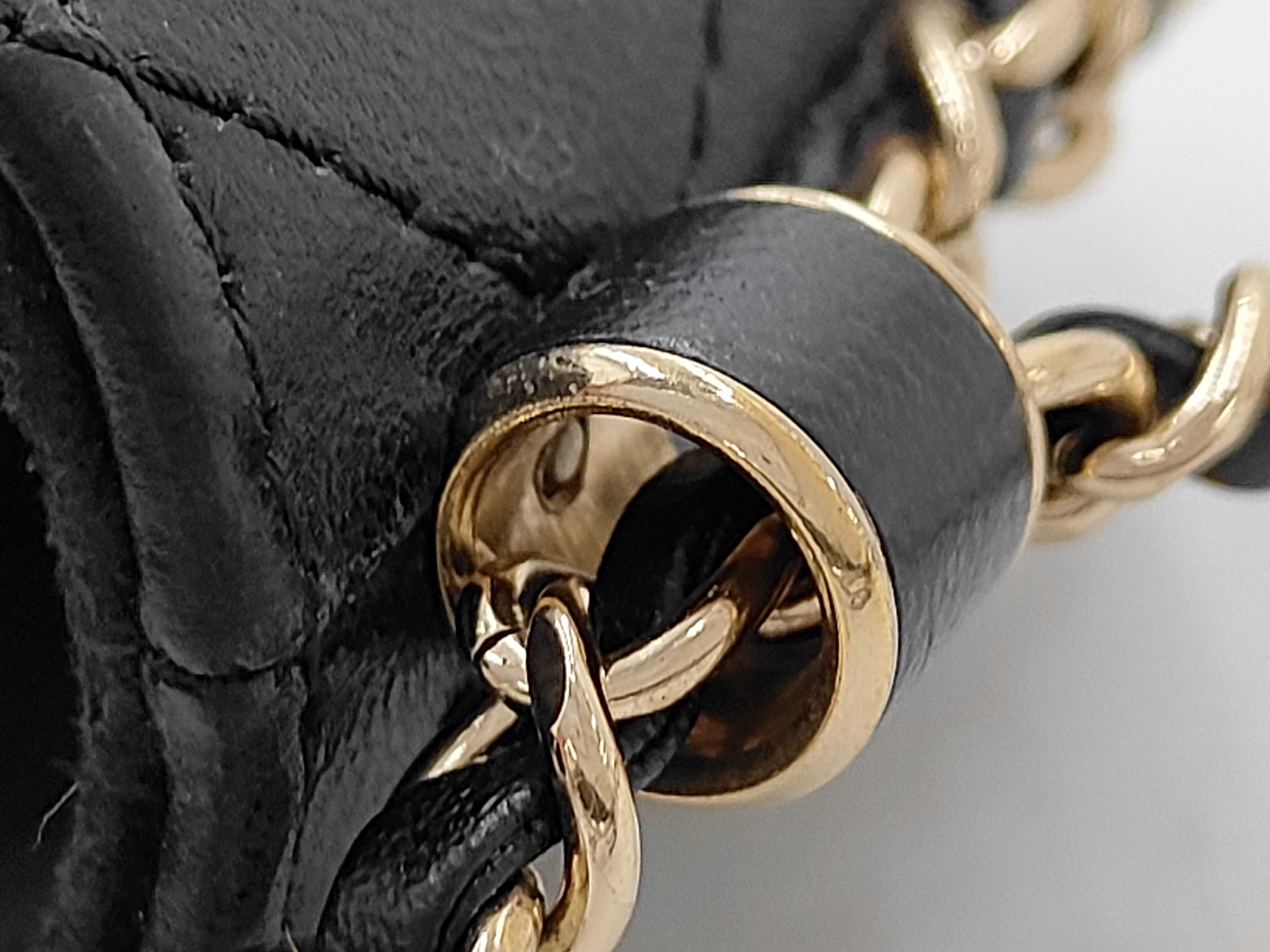 Matelasse Chain Shoulder Black Shoulder Bag — view 7