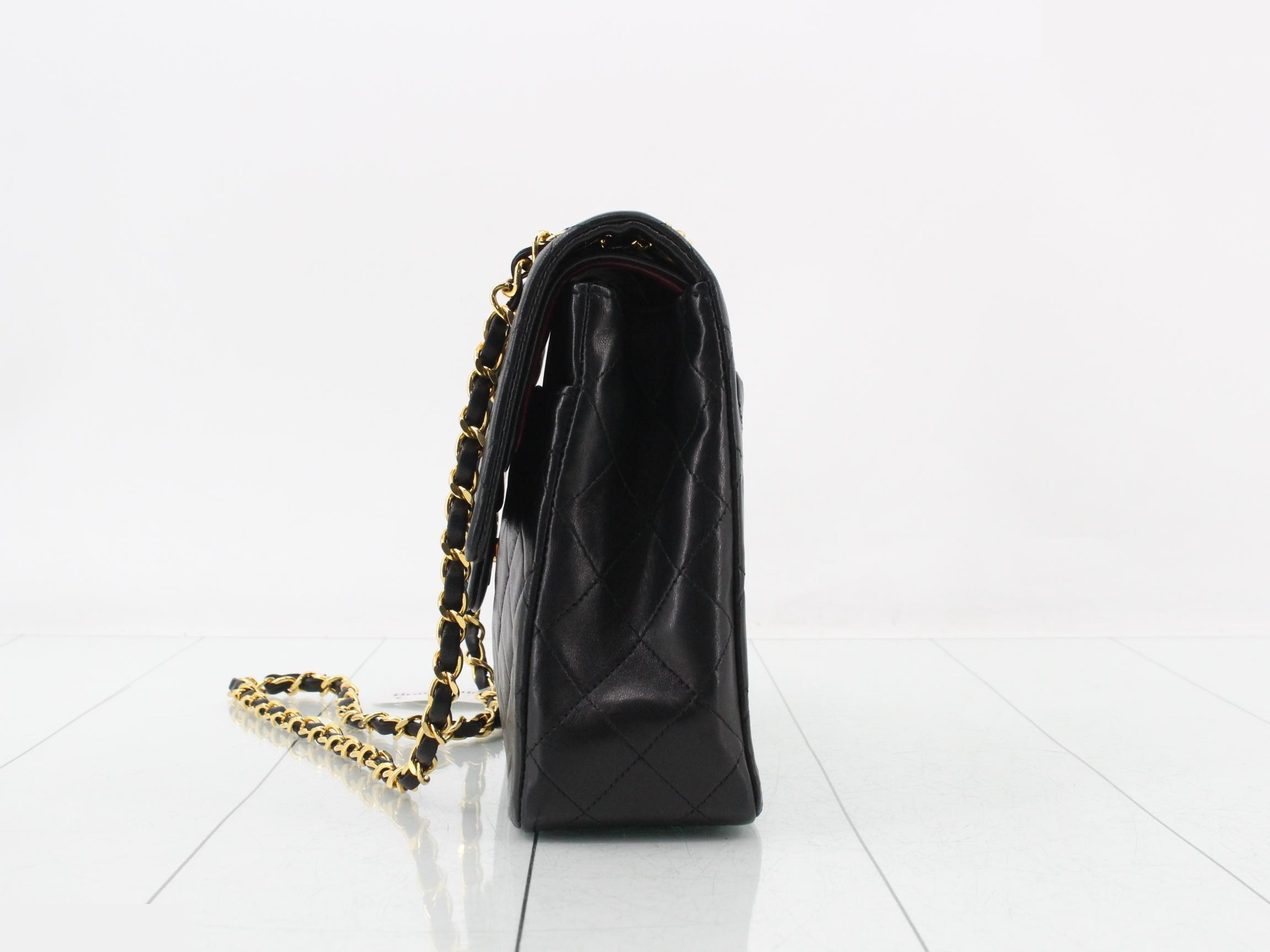 Matelassé 25 Double Chain Shoulder Bag, Double Flap, Lambskin, Black, Series 1, W25 — view 3