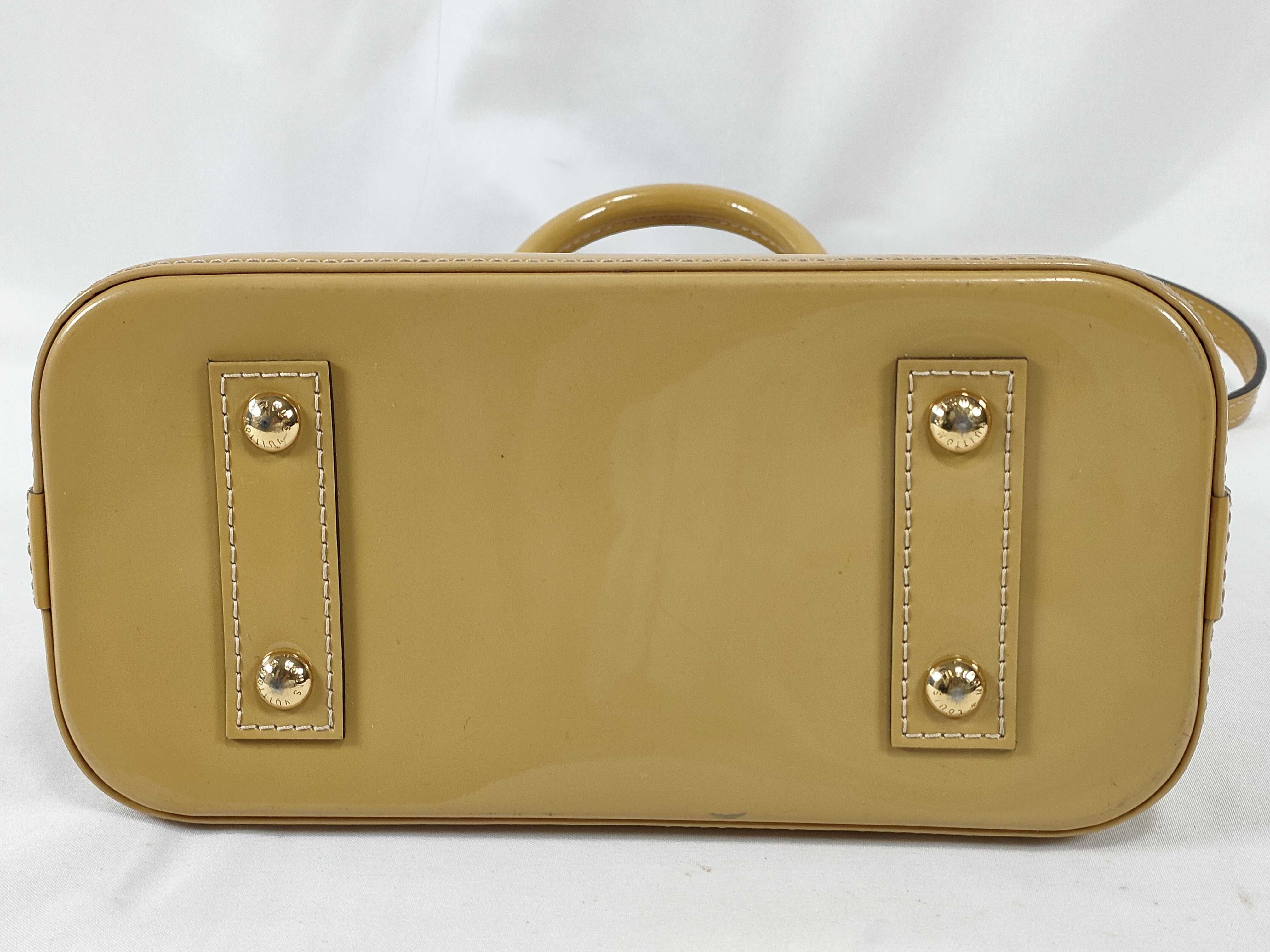 Vernis Alma BB Vernis Rayures Stripe Handbag M90970/SN4195 — view 9