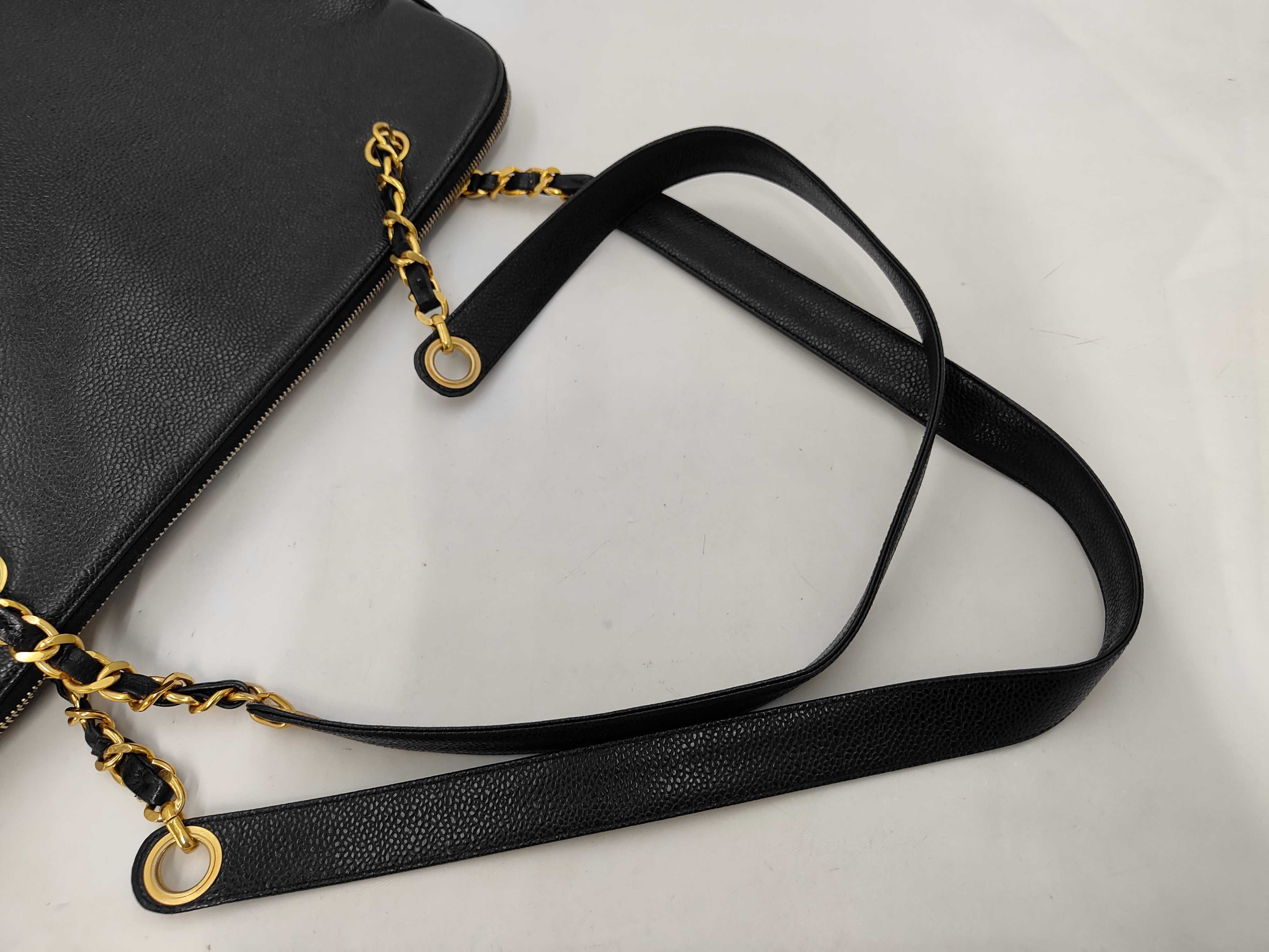 bag, Chanel caviar leather, Coco Mark, chain tote bag, shoulder bag — view 5