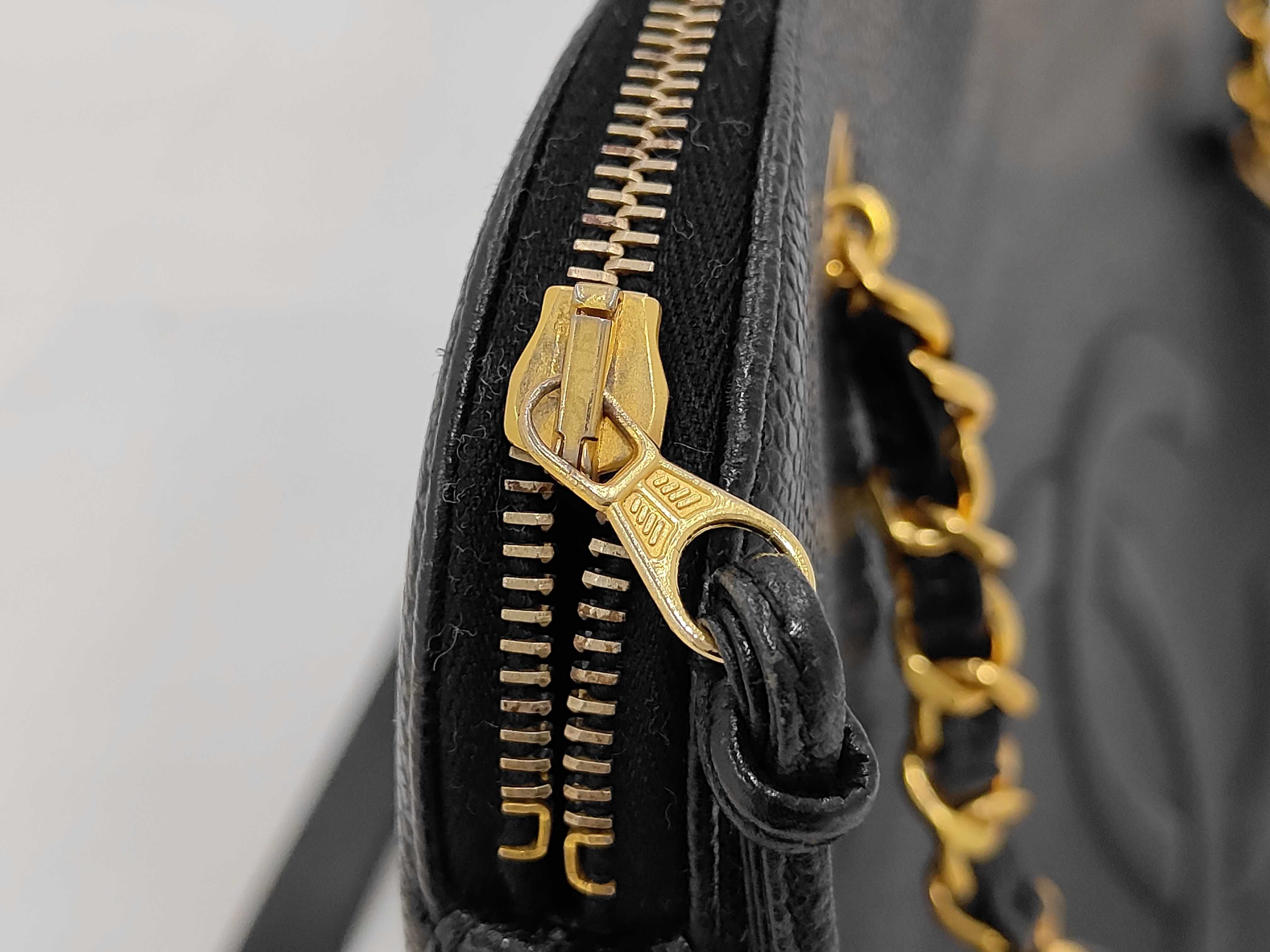 bag, Chanel caviar leather, Coco Mark, chain tote bag, shoulder bag — view 8